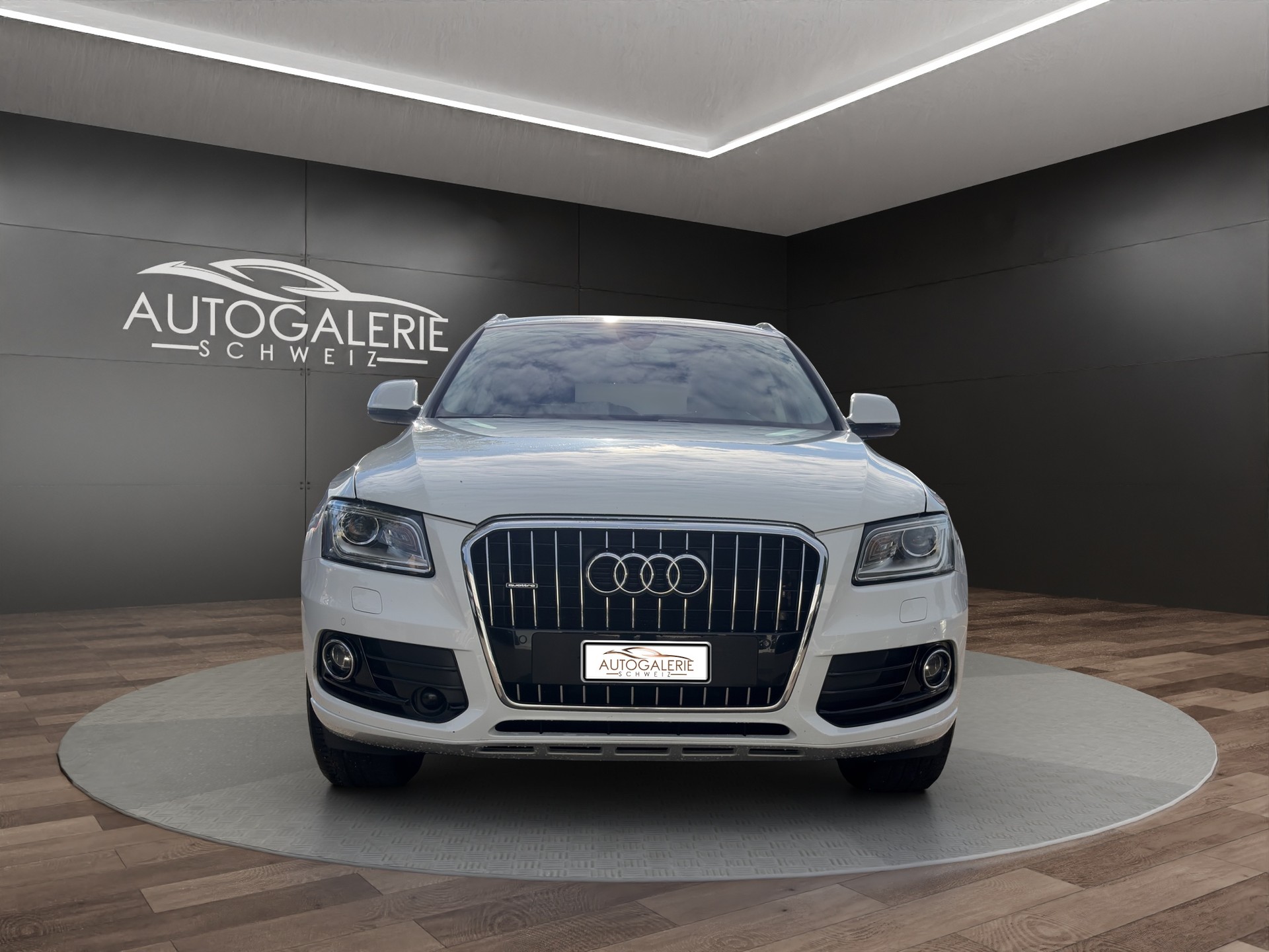 AUDI Q5 2.0 TDI quattro S-tronic | CH | Designpaket Sport | Adaptiv Tempomat | DAB | 19" | AMBITION | Xenon Plus |-image-7