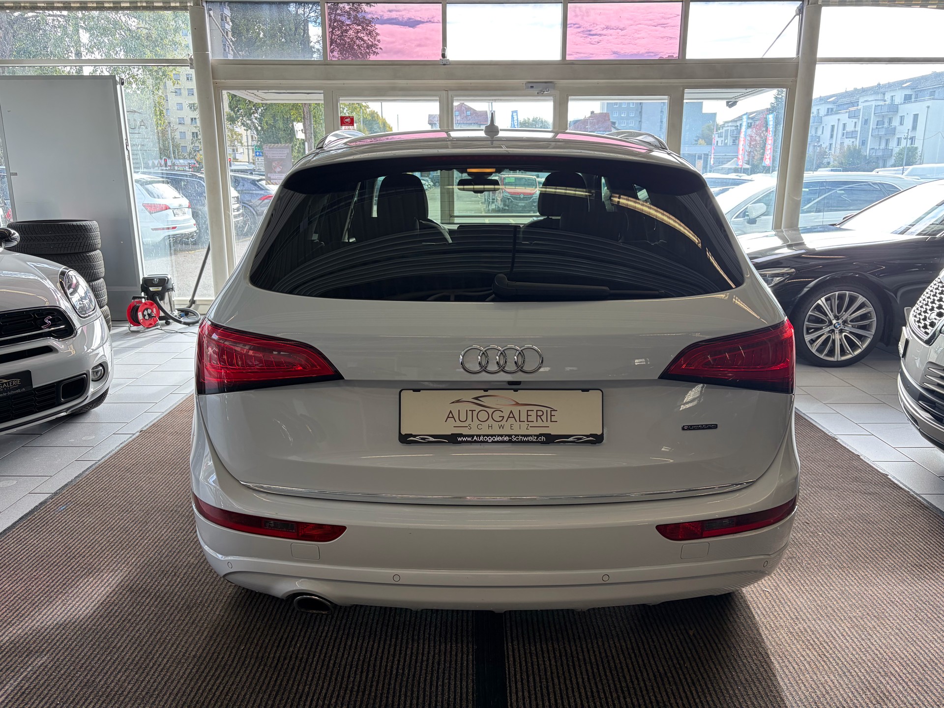 AUDI Q5 2.0 TDI quattro S-tronic | CH | Designpaket Sport | Adaptiv Tempomat | DAB | 19" | AMBITION | Xenon Plus |-image-22