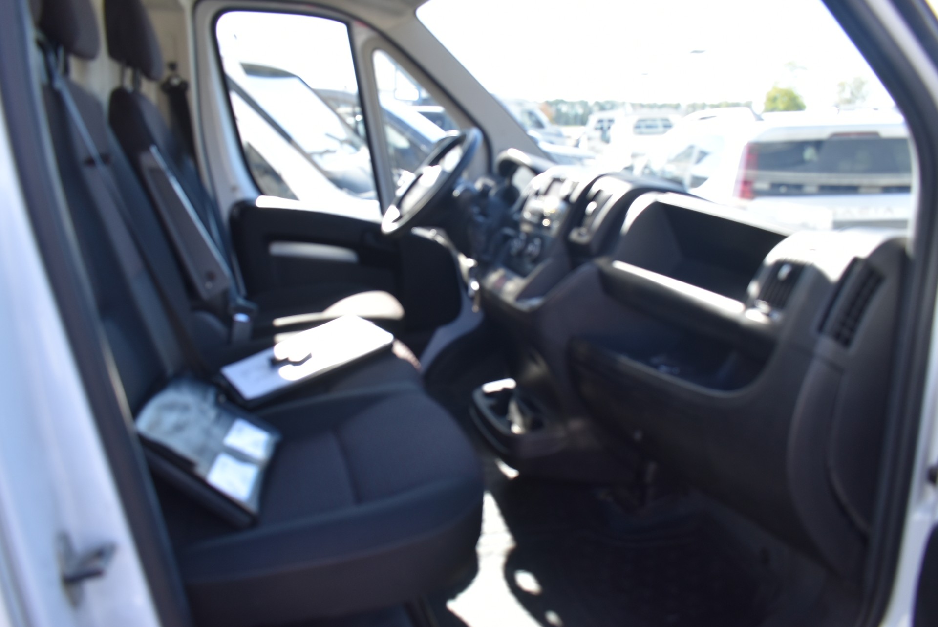 PEUGEOT Boxer 2.2 HDI 333 L2H2-image-13