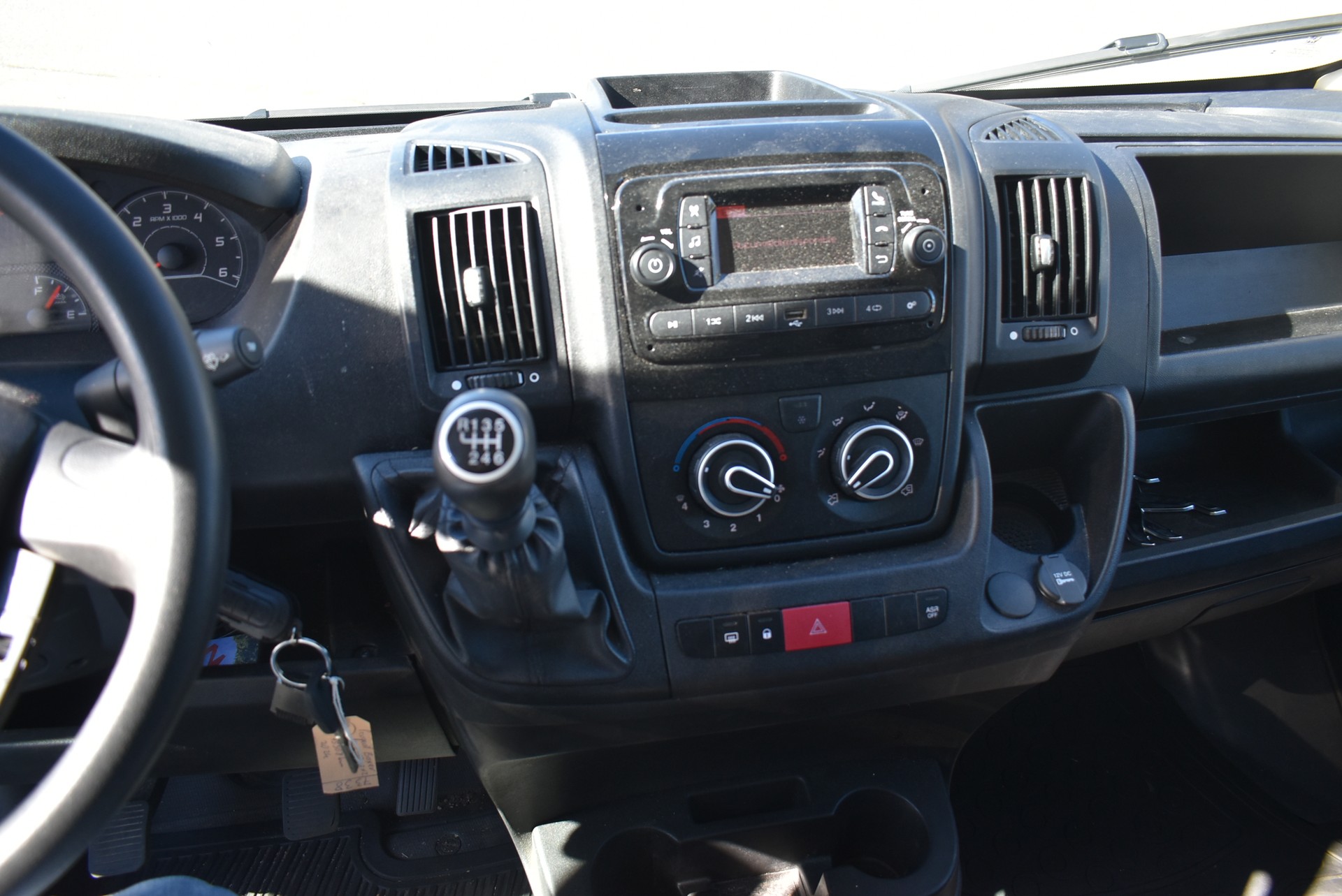 PEUGEOT Boxer 2.2 HDI 333 L2H2-image-2