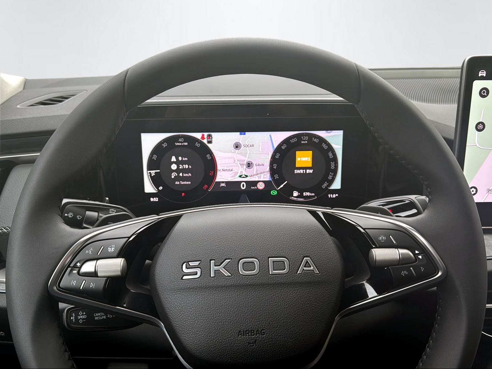 SKODA Kodiaq 2.0 TSI Dynamic-image-6