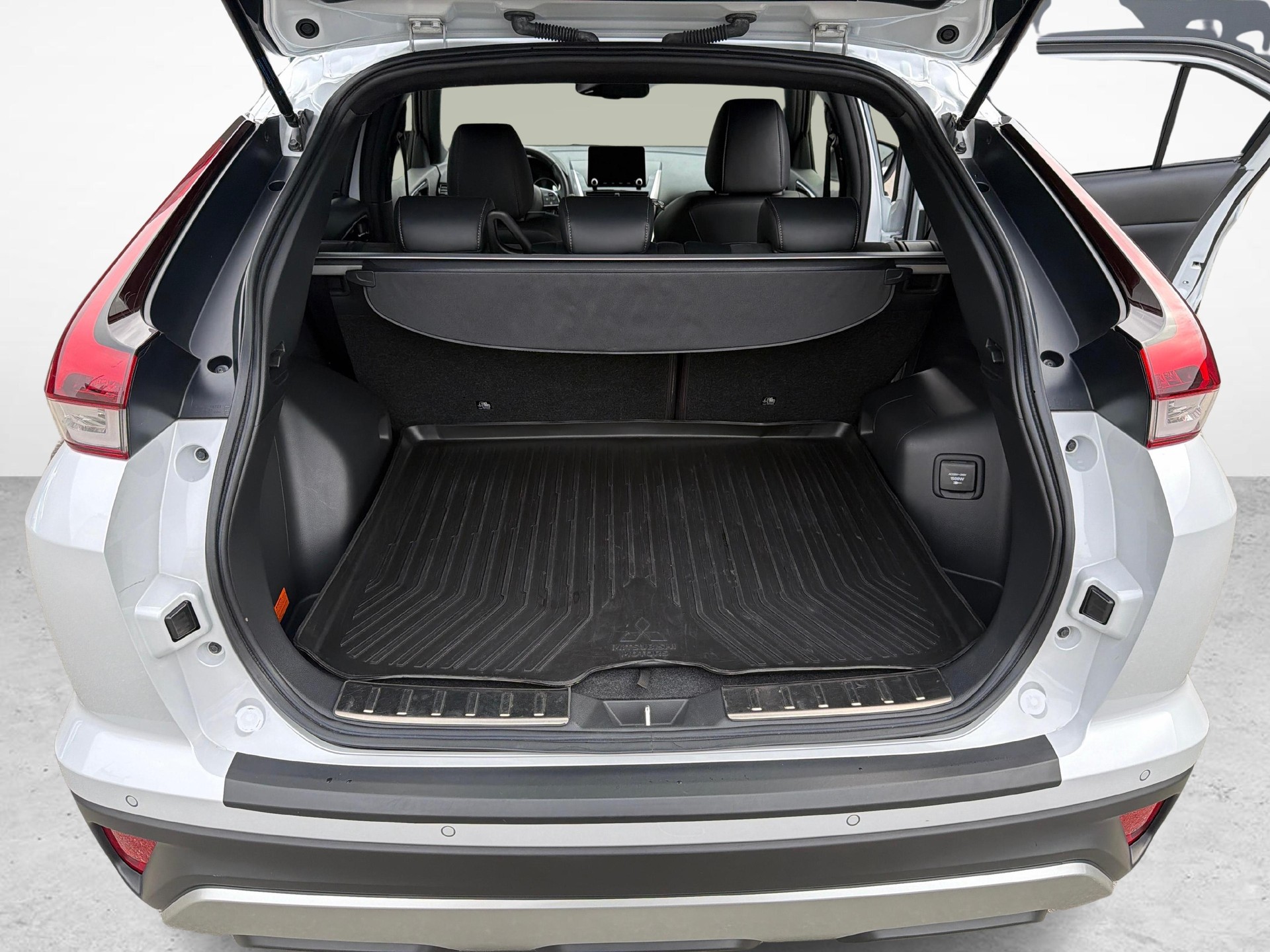 MITSUBISHI Eclipse Cross 2.4 PHEV Style 4x4-image-11