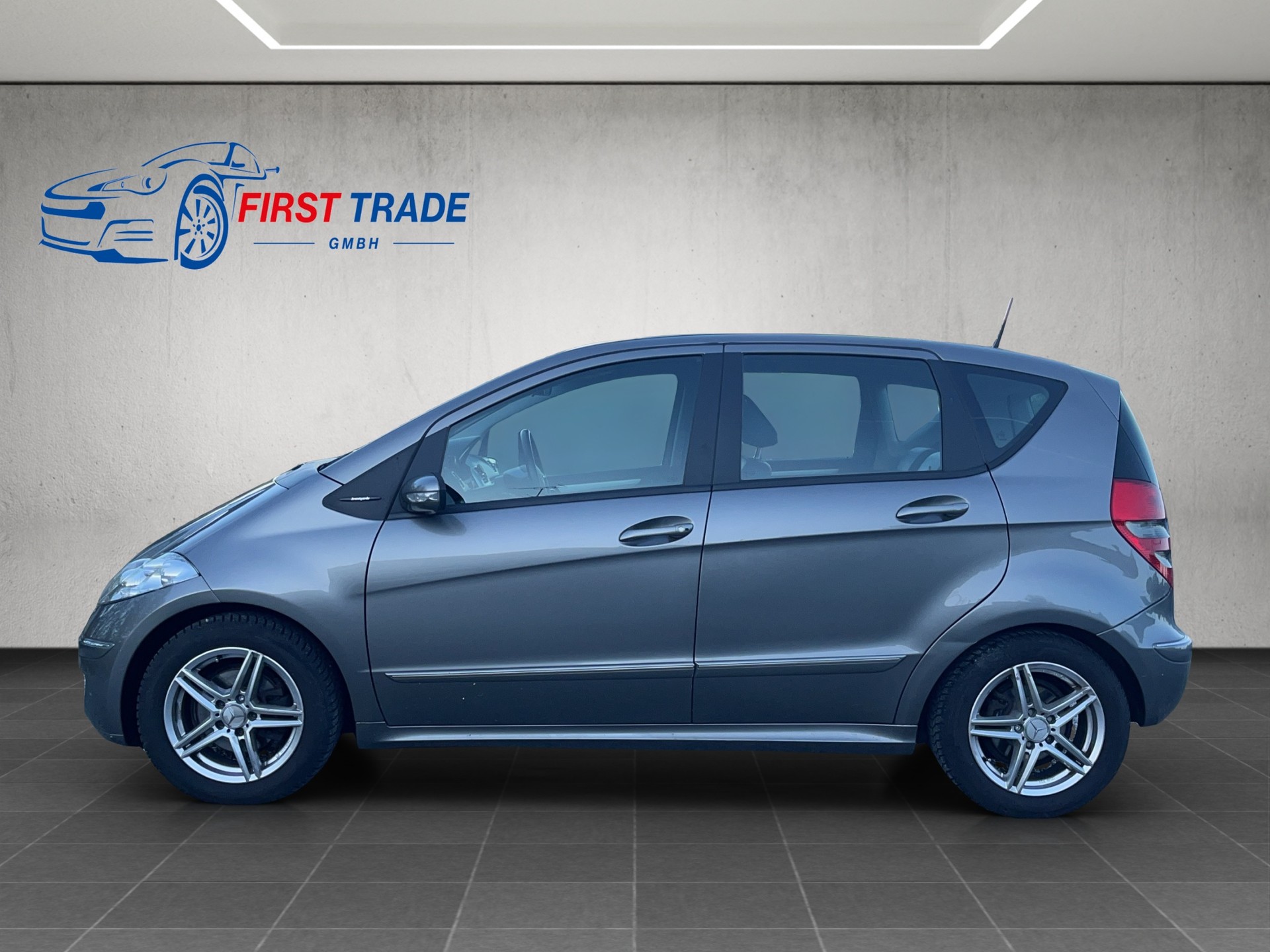 MERCEDES-BENZ A 200 Avantgarde-image-7
