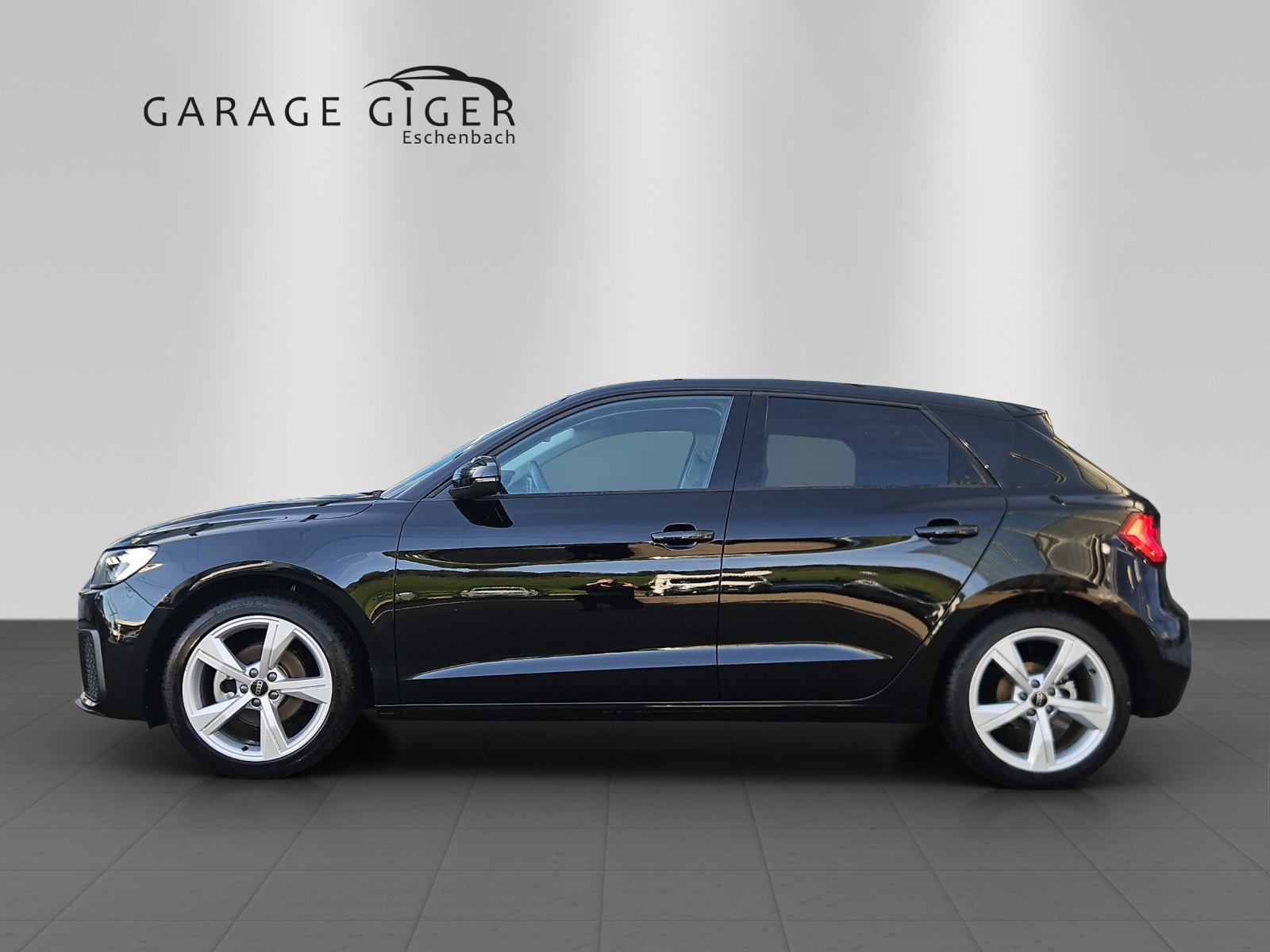 AUDI A1 Sportback 30 TFSI advanced Attraction S-tronic-image-1