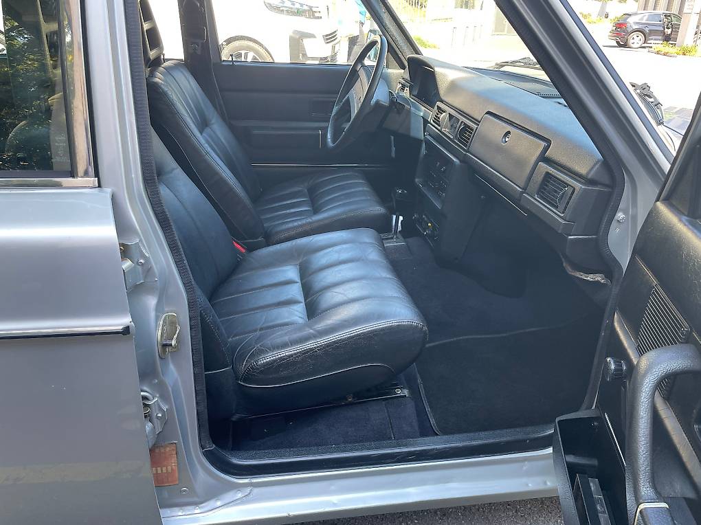 VOLVO 240-image-4