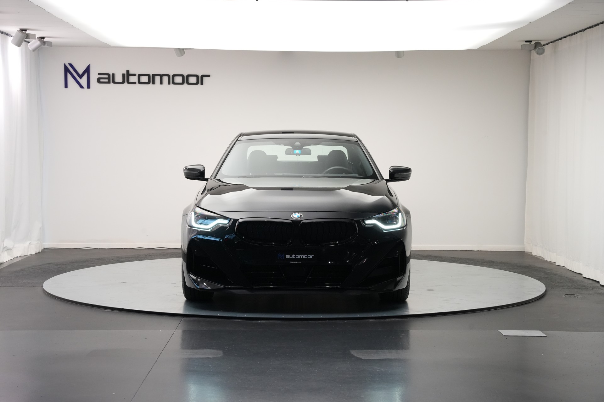 BMW 220i M Sport Pro *Head-Up* *Driving Assistant*-showroom-element-1