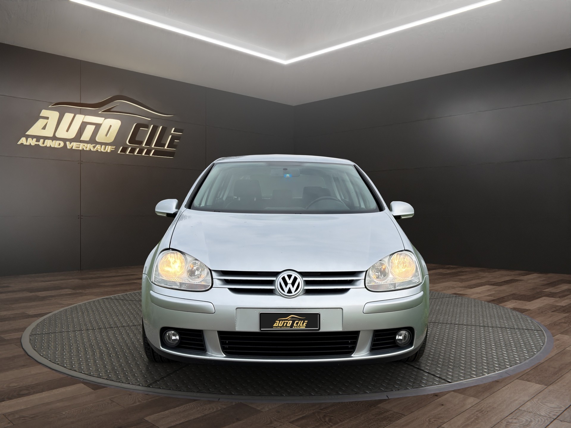 VW Golf 1.6 FSI Goal-image-1