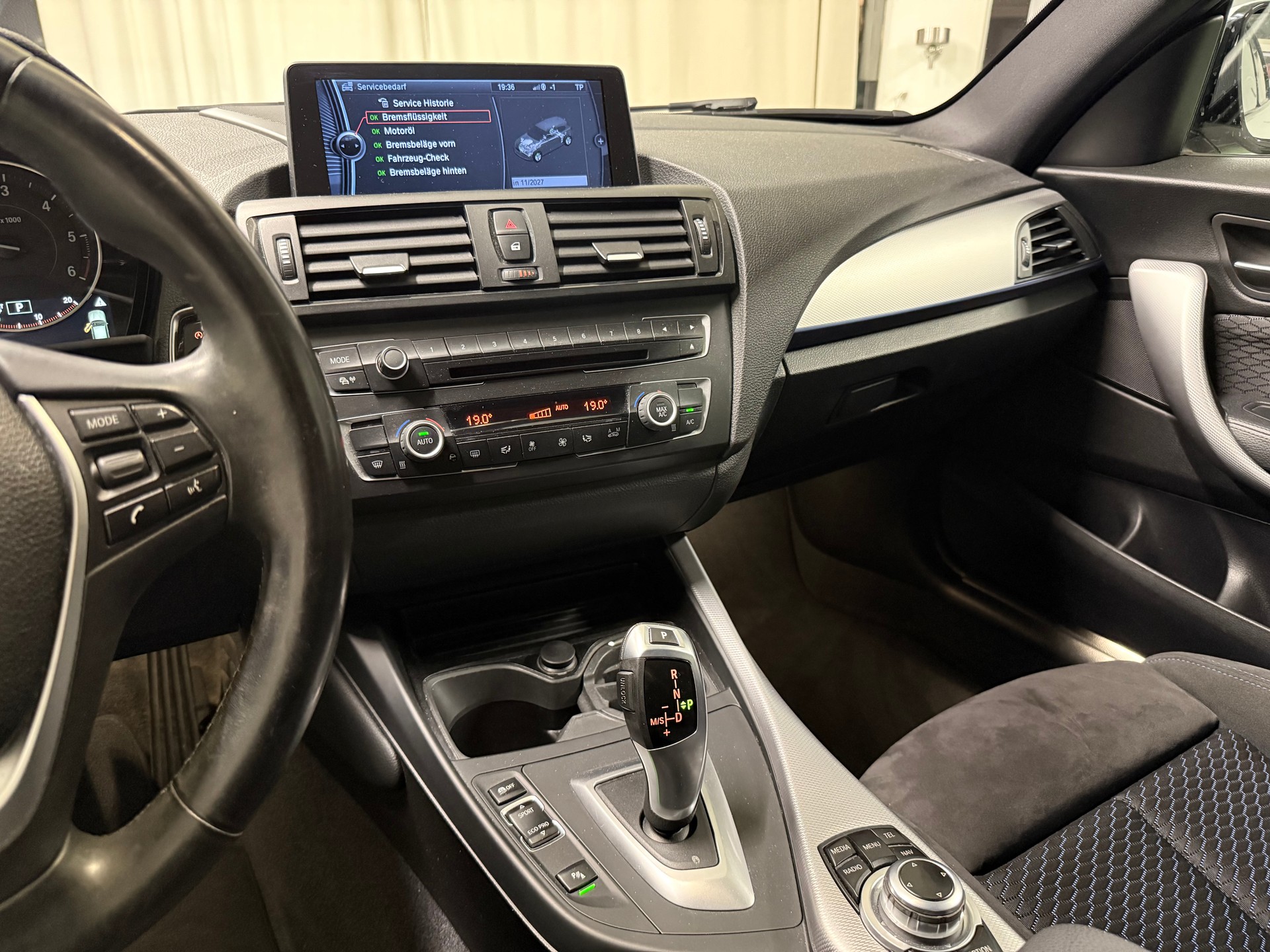 BMW 120d Steptronic-image-9