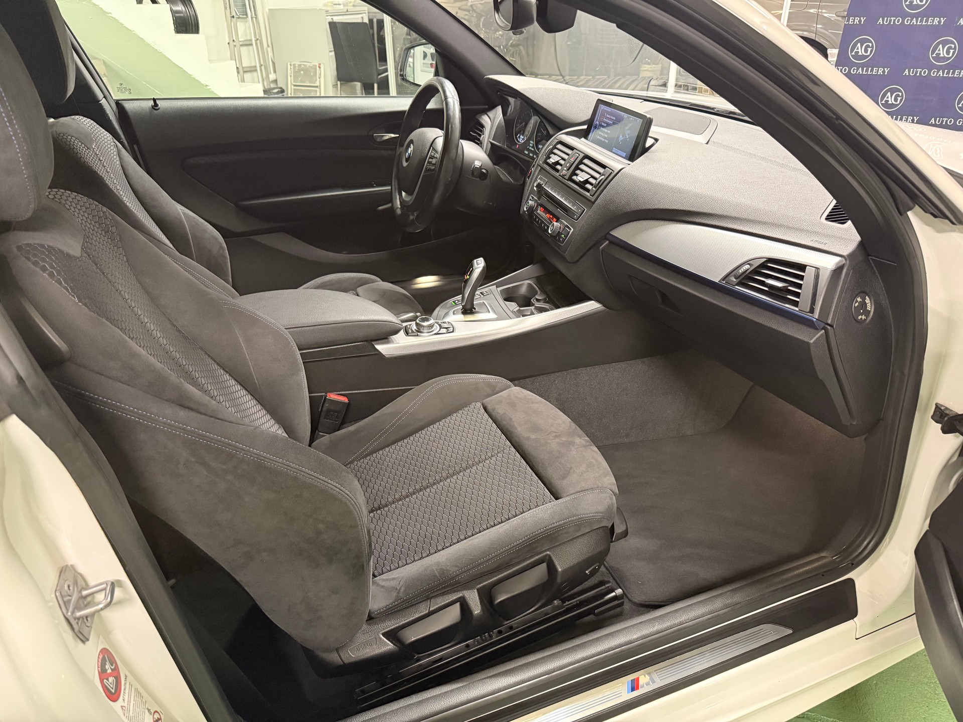 BMW 120d Steptronic-image-10