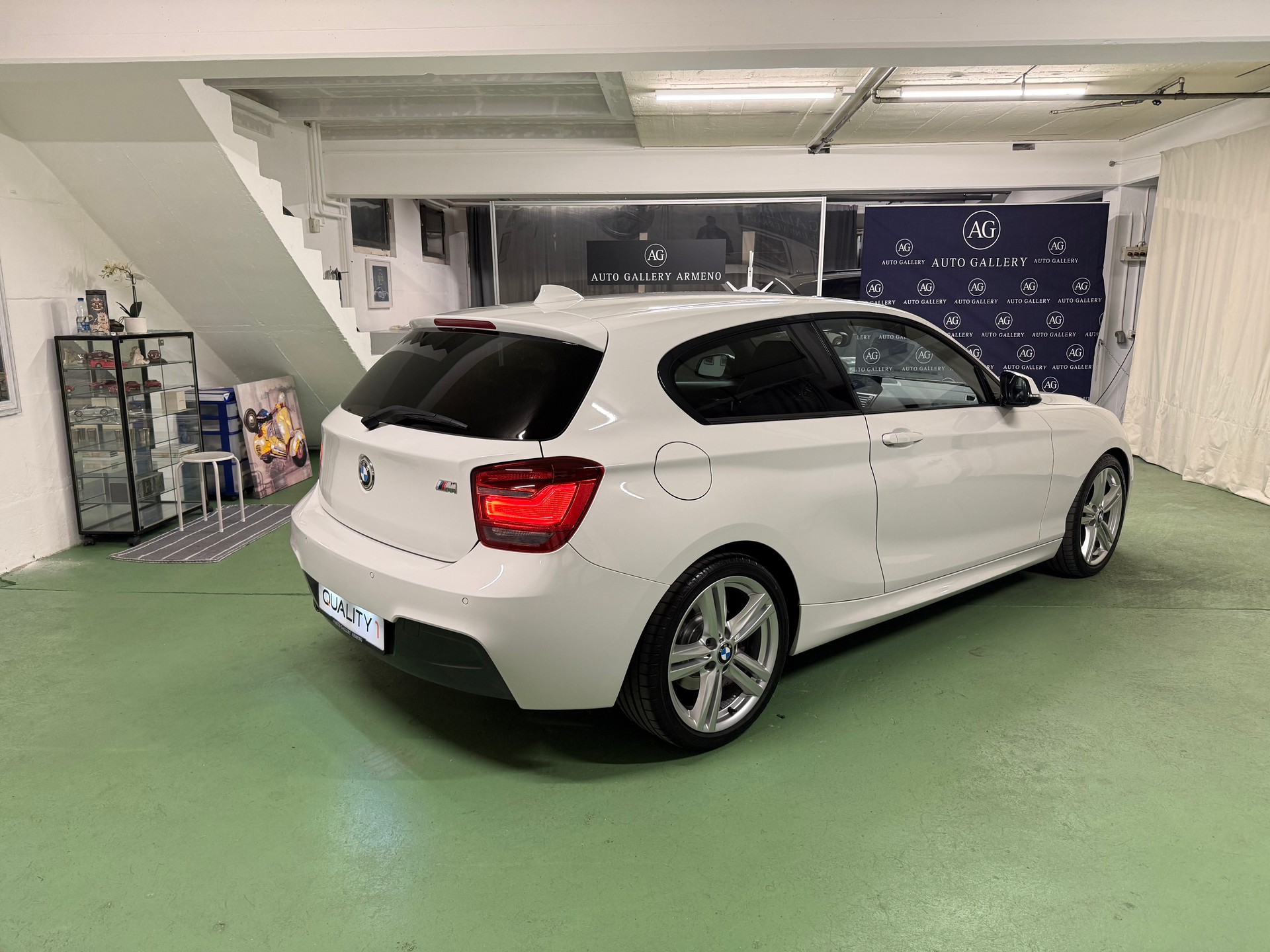 BMW 120d Steptronic-image-3