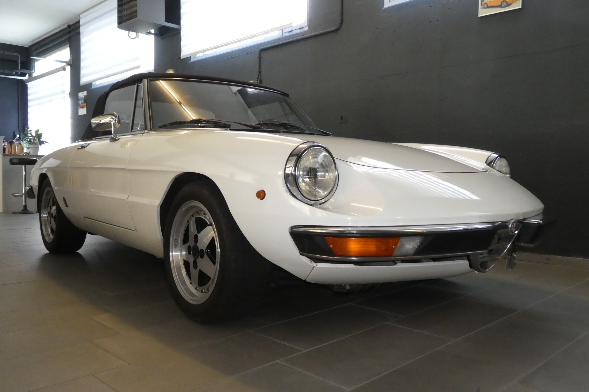 ALFA ROMEO Spider 2.0 (Veloce)-image-1