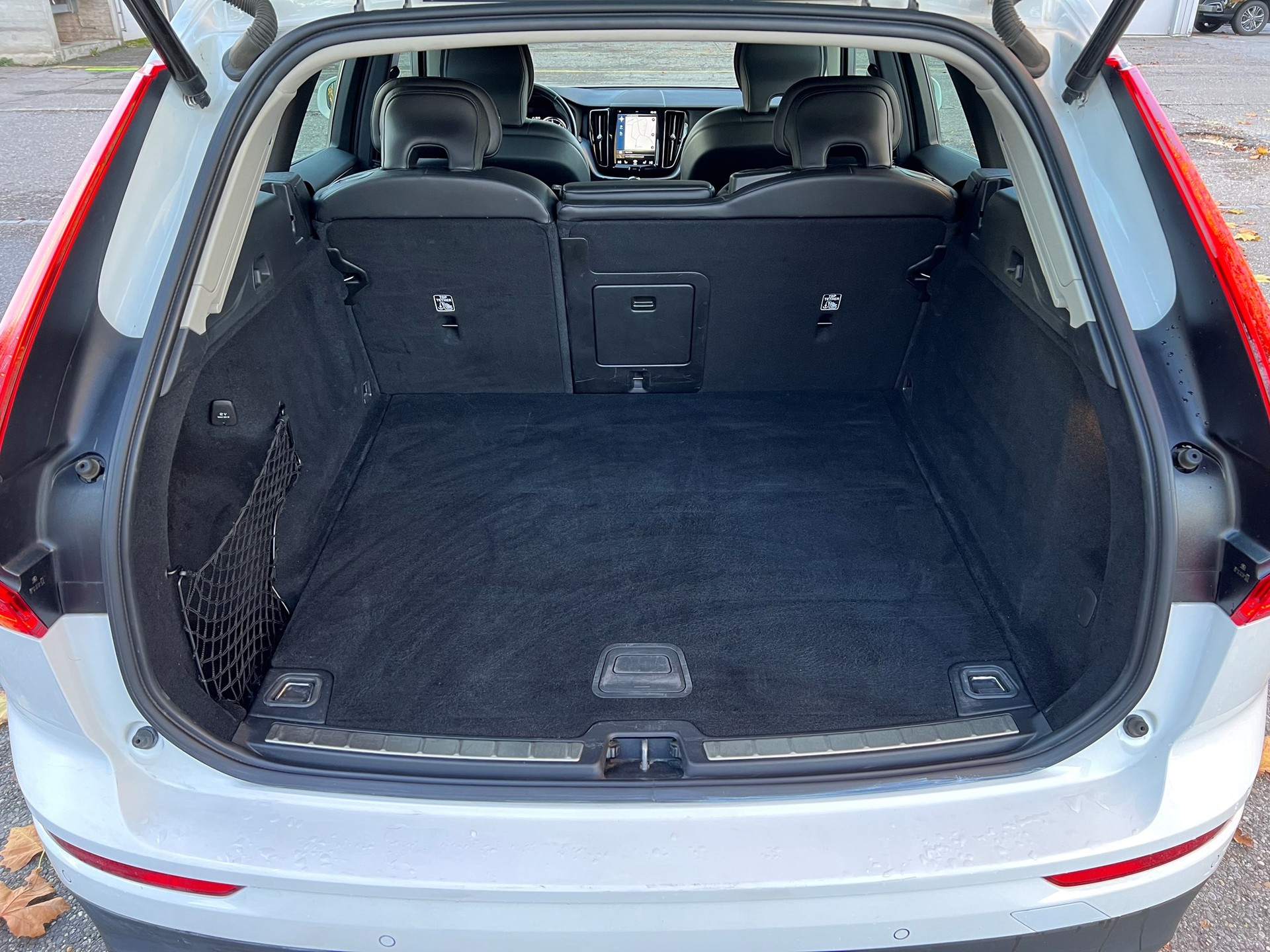 VOLVO XC60 D4 AWD Momentum Geartronic-image-5