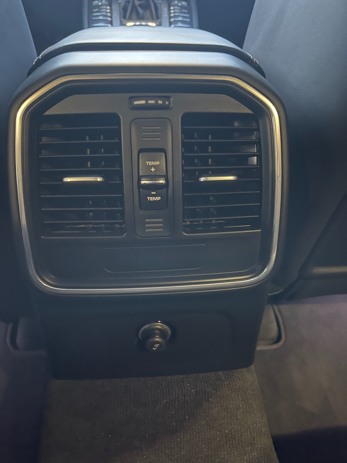 PORSCHE Macan S Diesel PDK-image-17