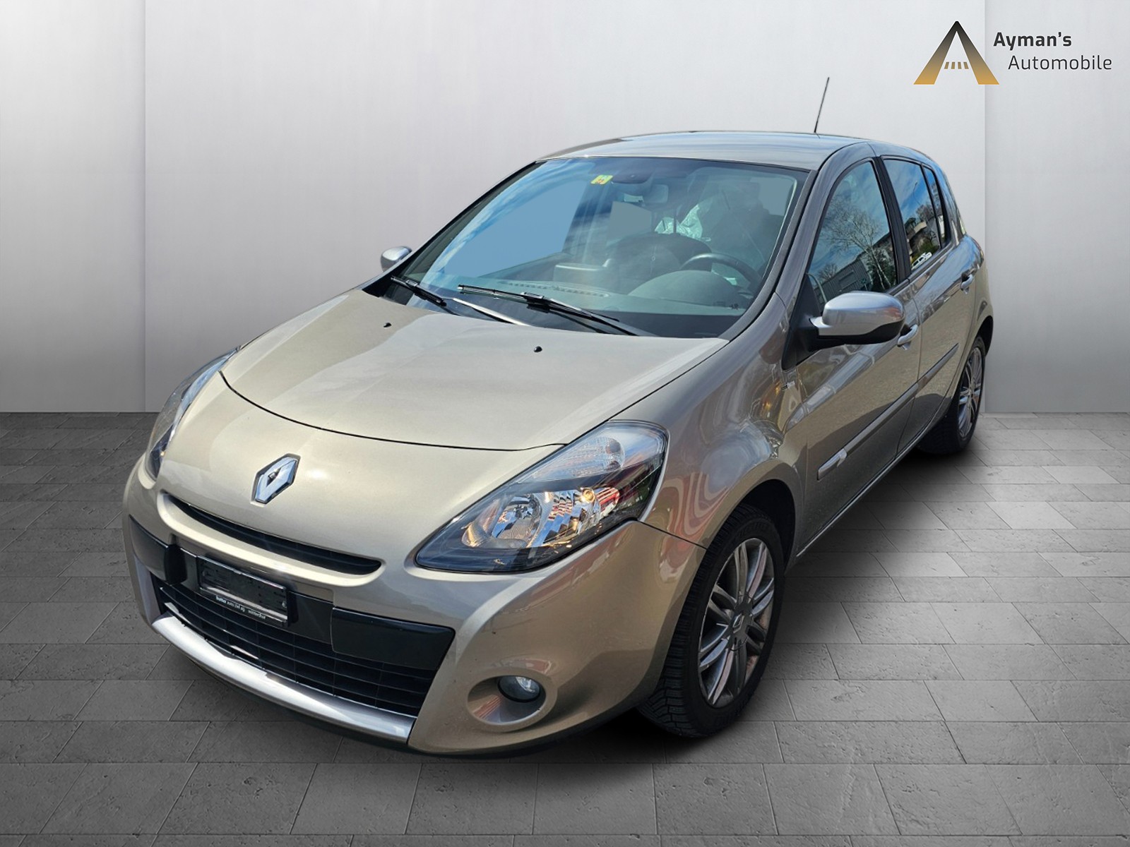 RENAULT Clio 1.2 16V Turbo Night&Day-image-0