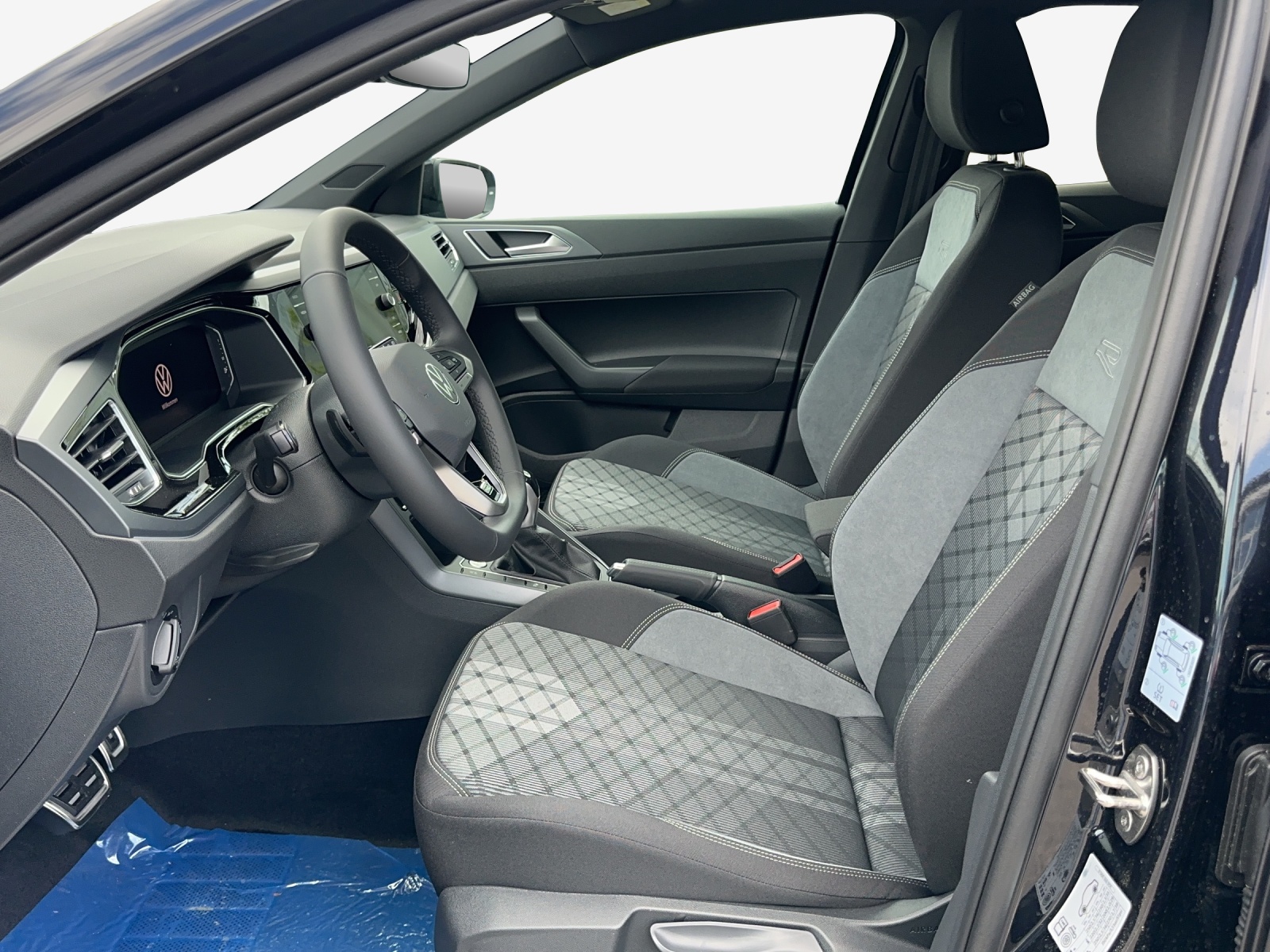 VW Polo 1.0 TSI R-Line DSG-image-6
