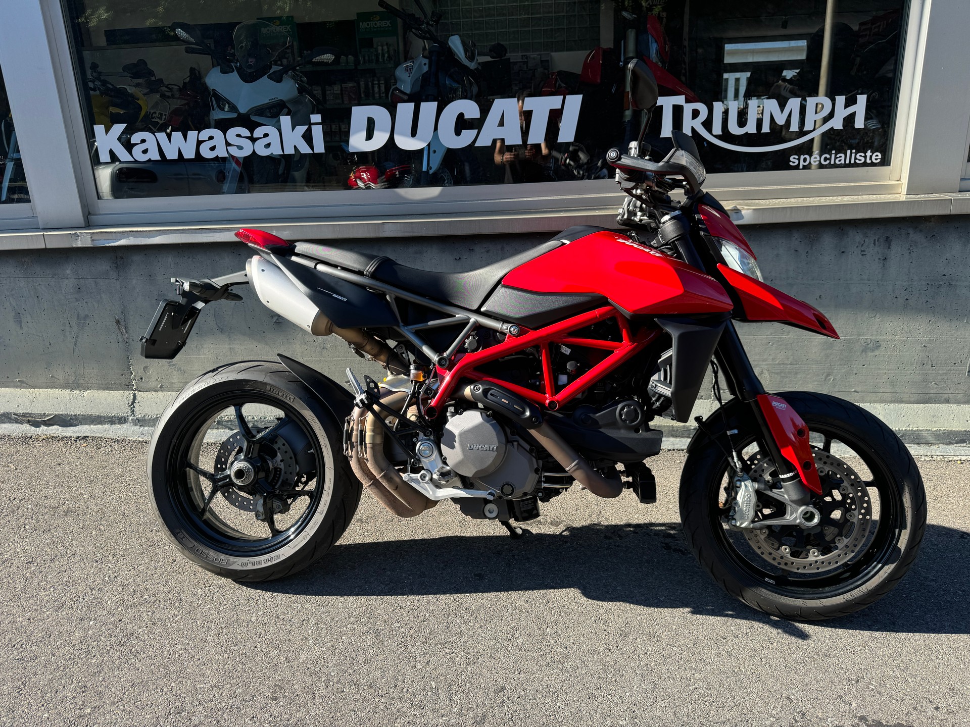 DUCATI Hypermotard 950