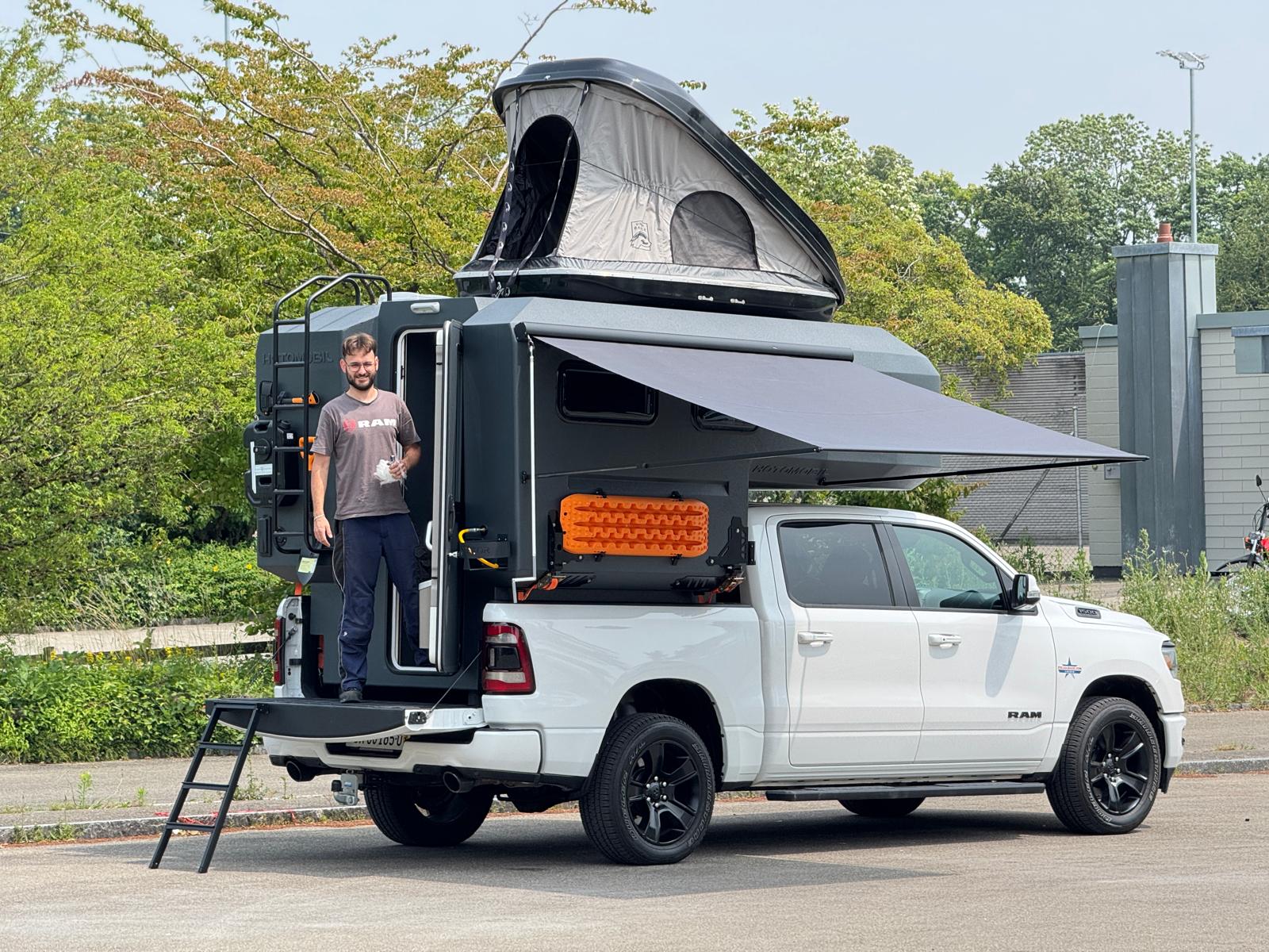 DODGE HOTOMOBIL GLADIATOR XL-showroom-element-3