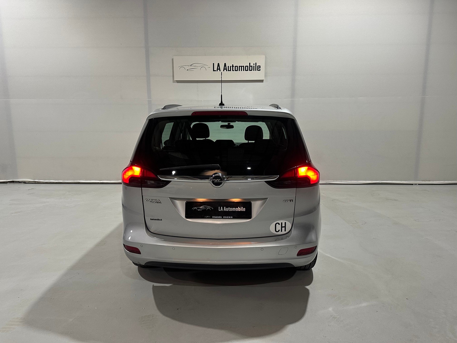 OPEL Zafira Tourer 2.0 CDTi BiTurbo Sport-image-7