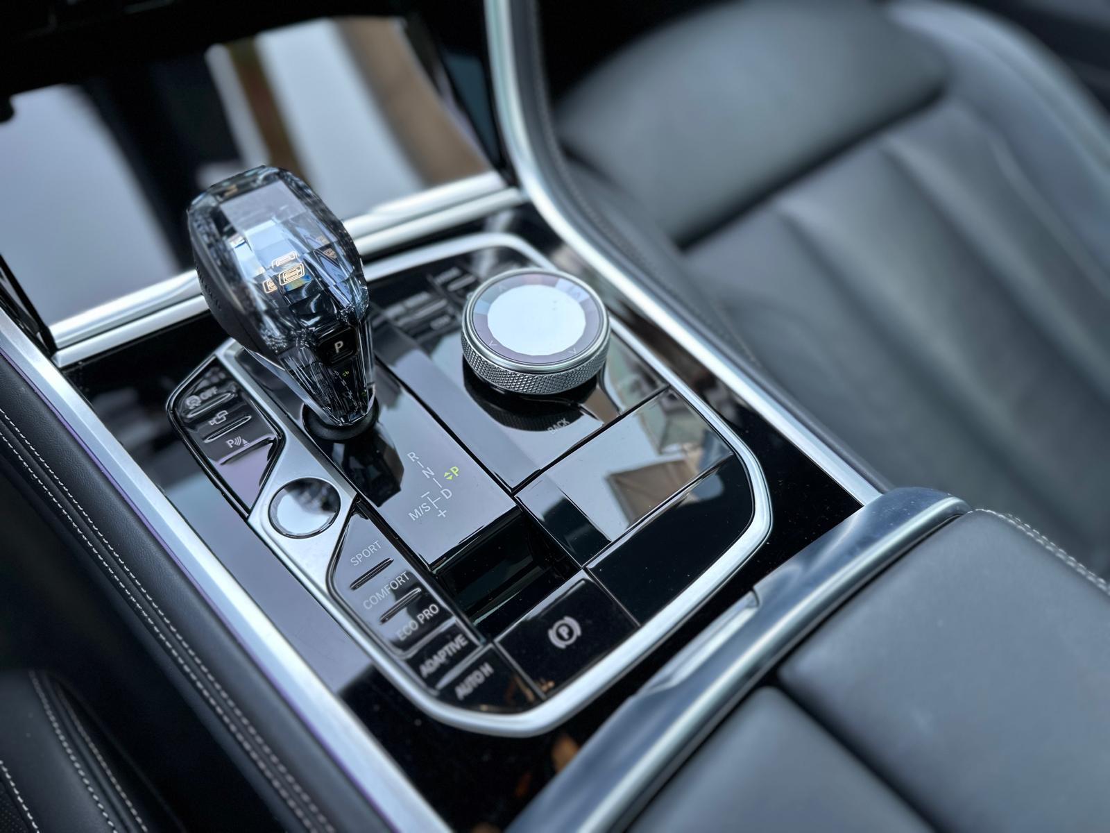 BMW 840d xDrive 48V M Sport Pro Steptronic-image-19