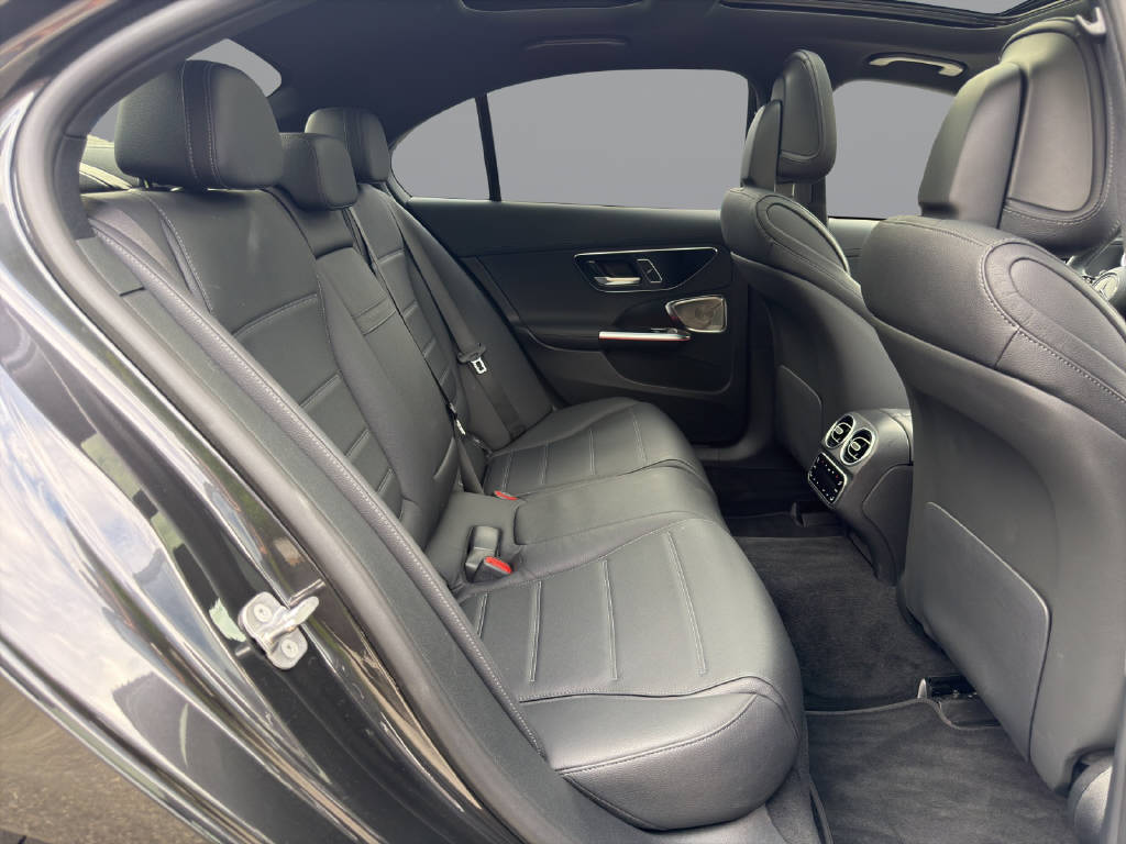 MERCEDES-BENZ C 400 e AMG Line 4matic-image-15