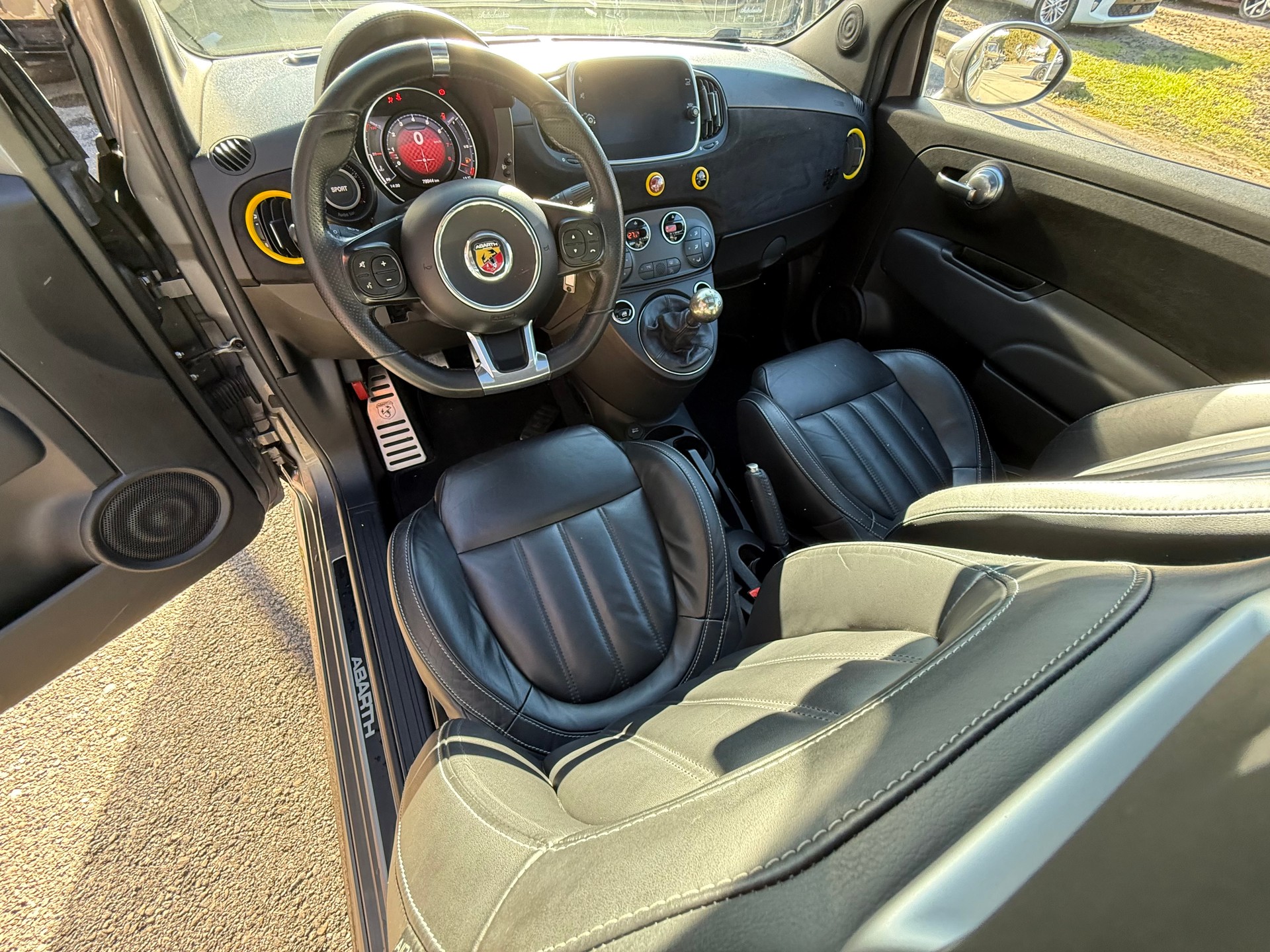 FIAT 595 1.4 16V Turbo Abarth-image-9