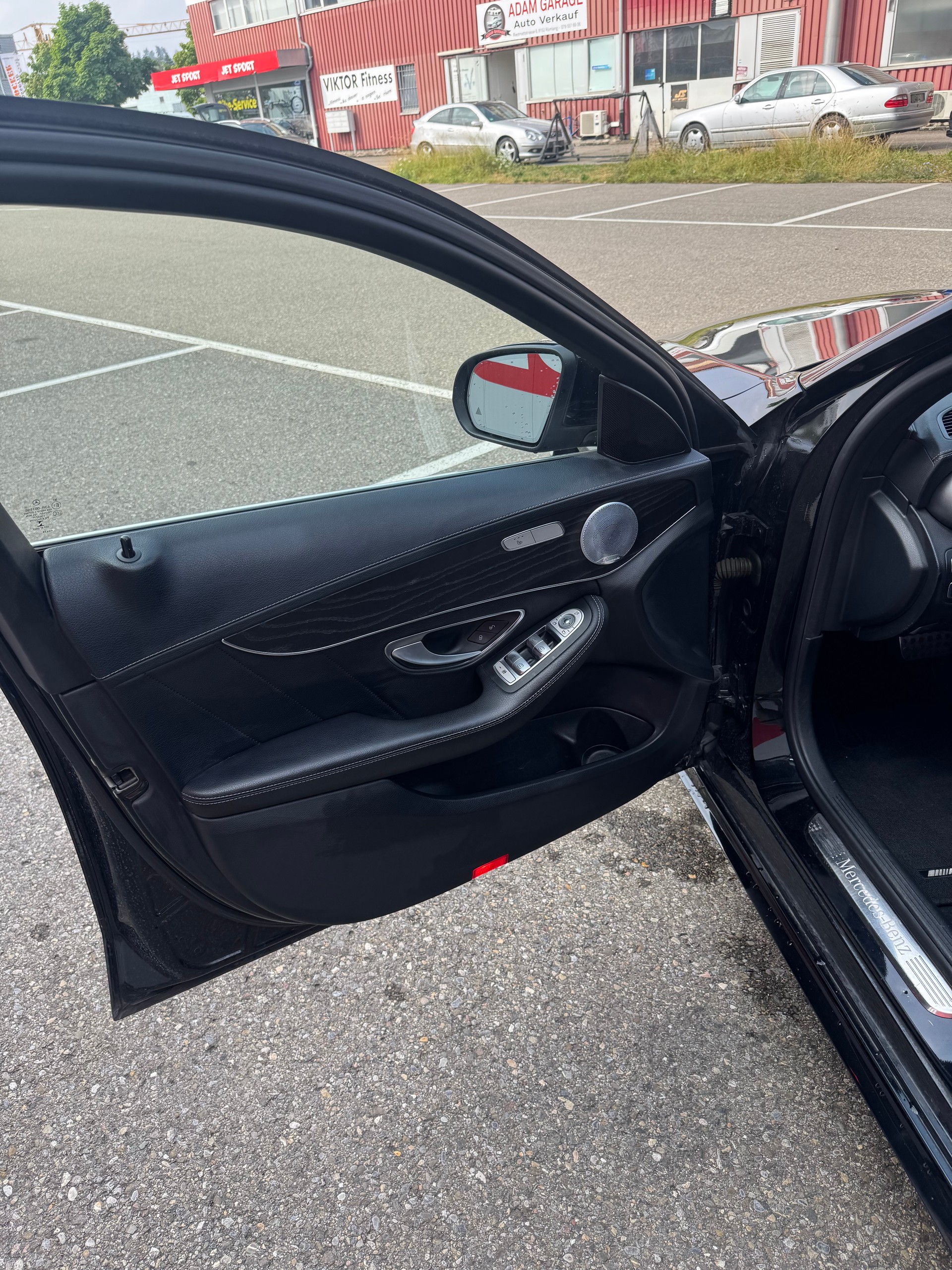 MERCEDES-BENZ C 220 BlueTEC Swiss Star AMG Line 7G-Tronic-image-6