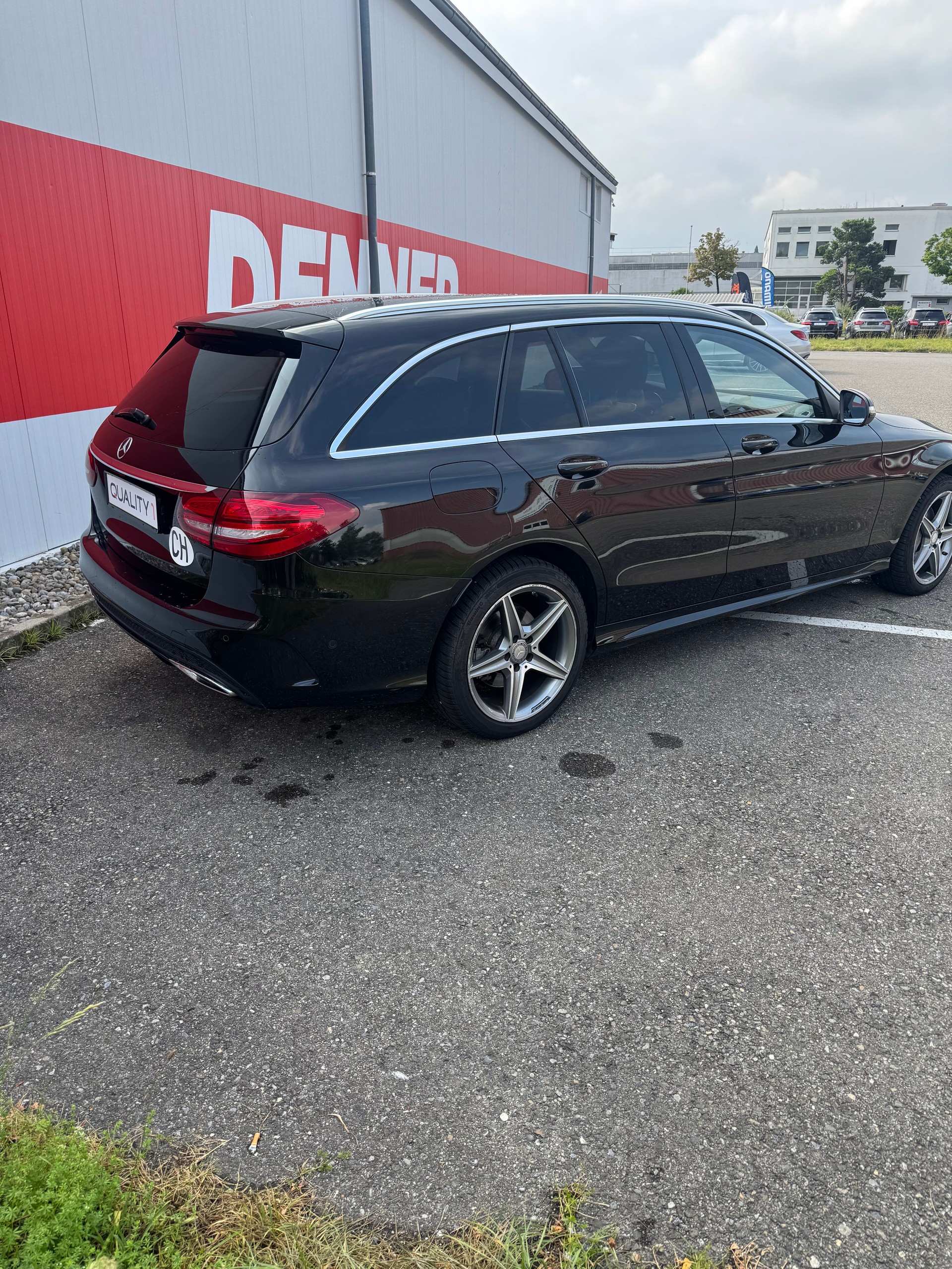 MERCEDES-BENZ C 220 BlueTEC Swiss Star AMG Line 7G-Tronic-image-4