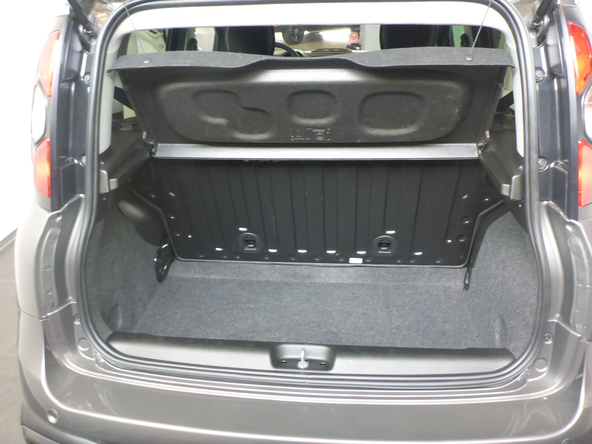 FIAT Panda 1.0 MHEV Cross-image-9