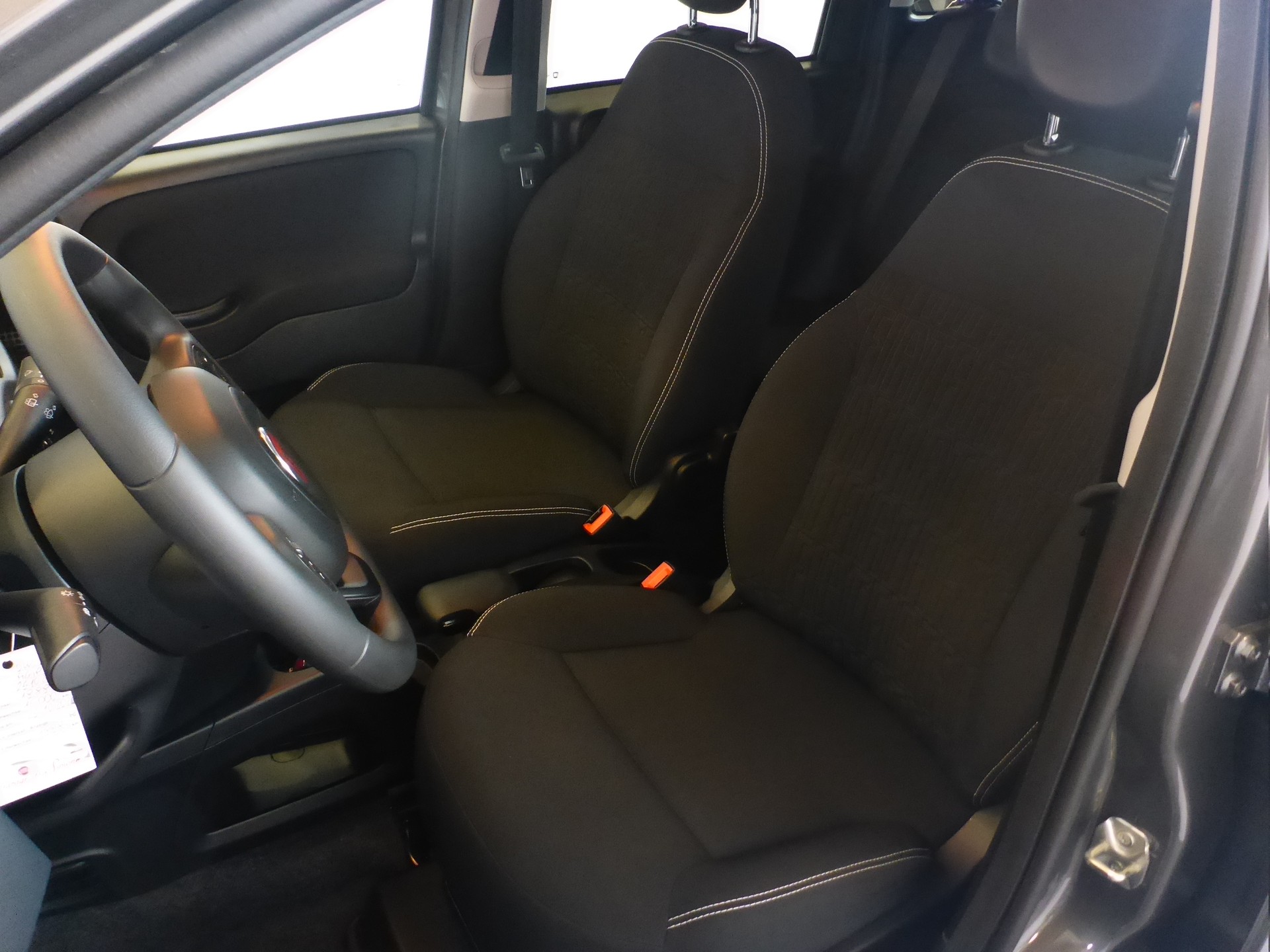 FIAT Panda 1.0 MHEV Cross-image-6