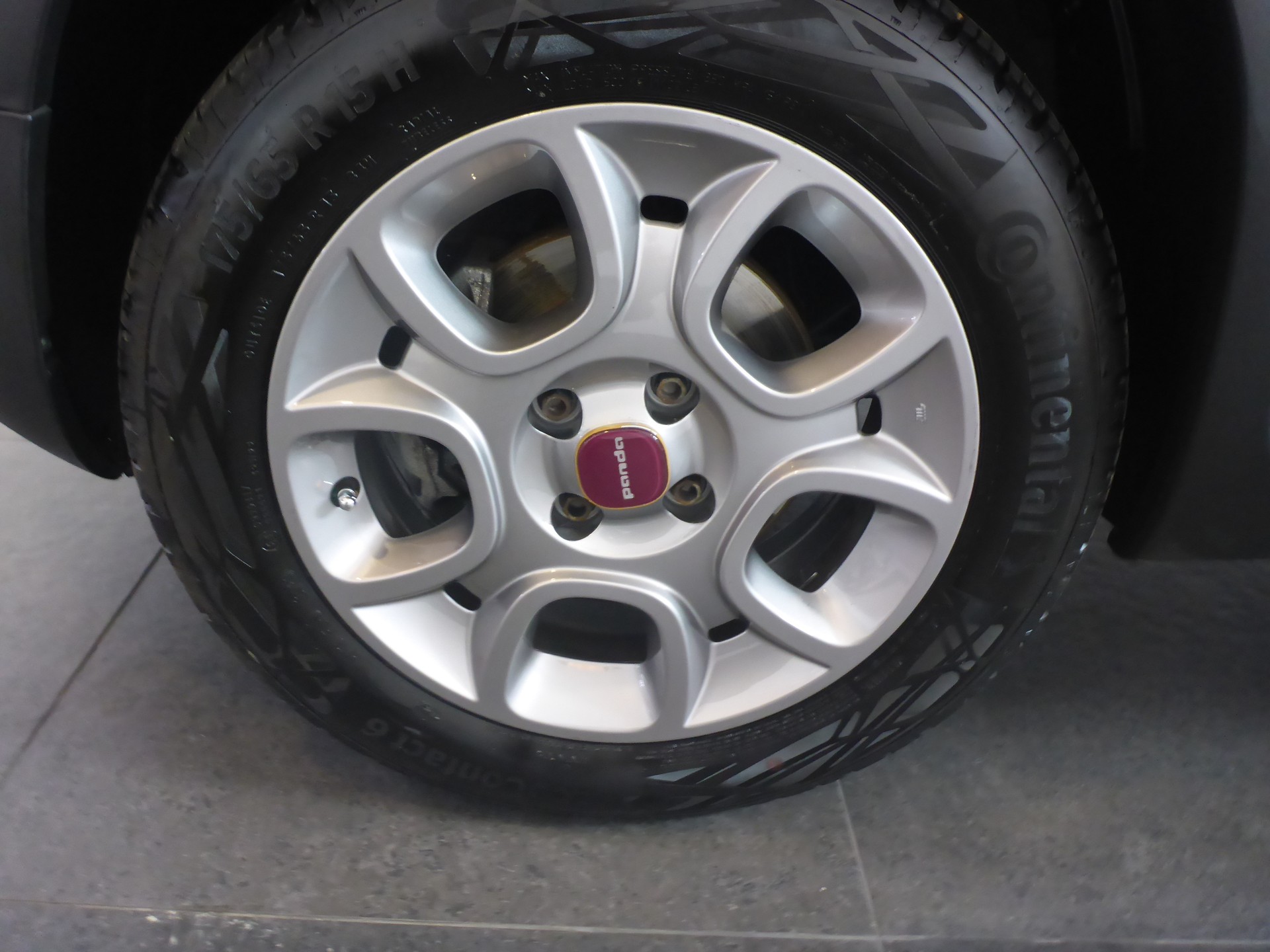 FIAT Panda 1.0 MHEV Cross-image-5