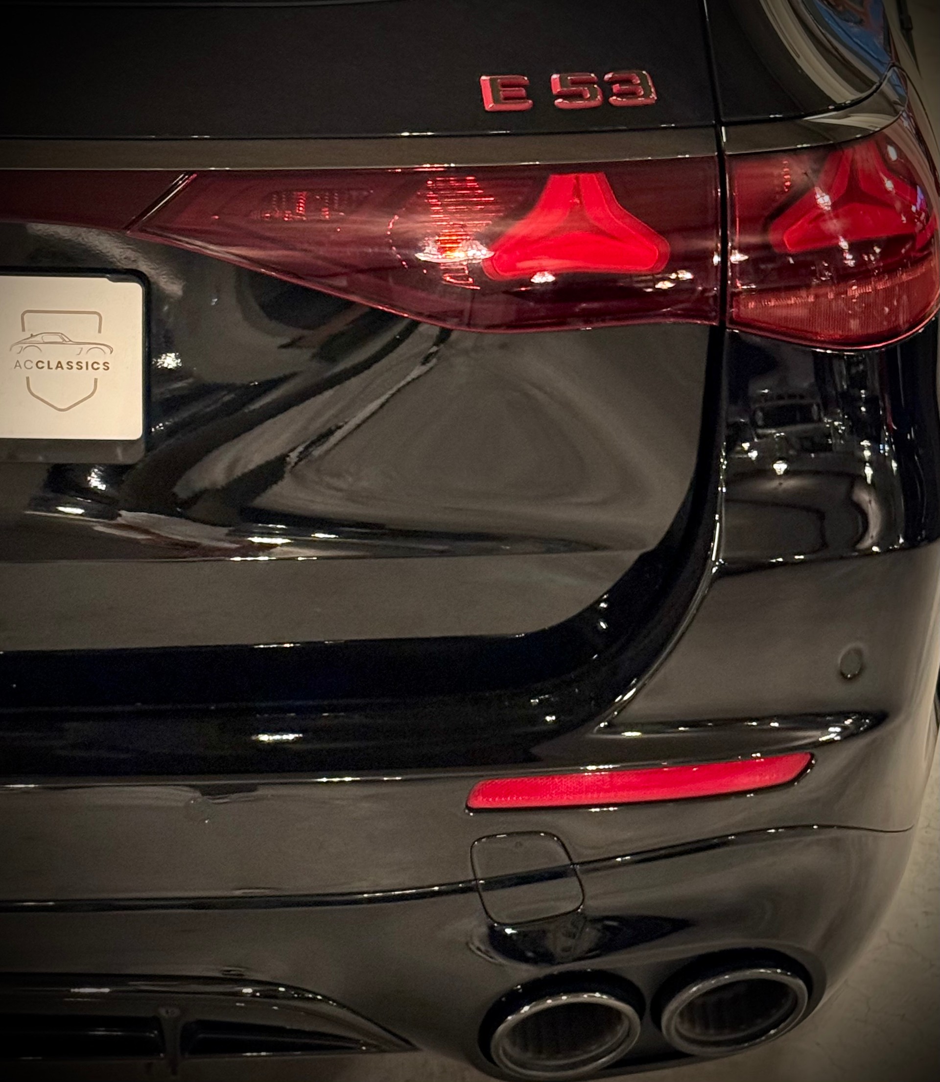 MERCEDES-BENZ E 53 Hybrid T 4Matic+ 9G-Tronic-image-11
