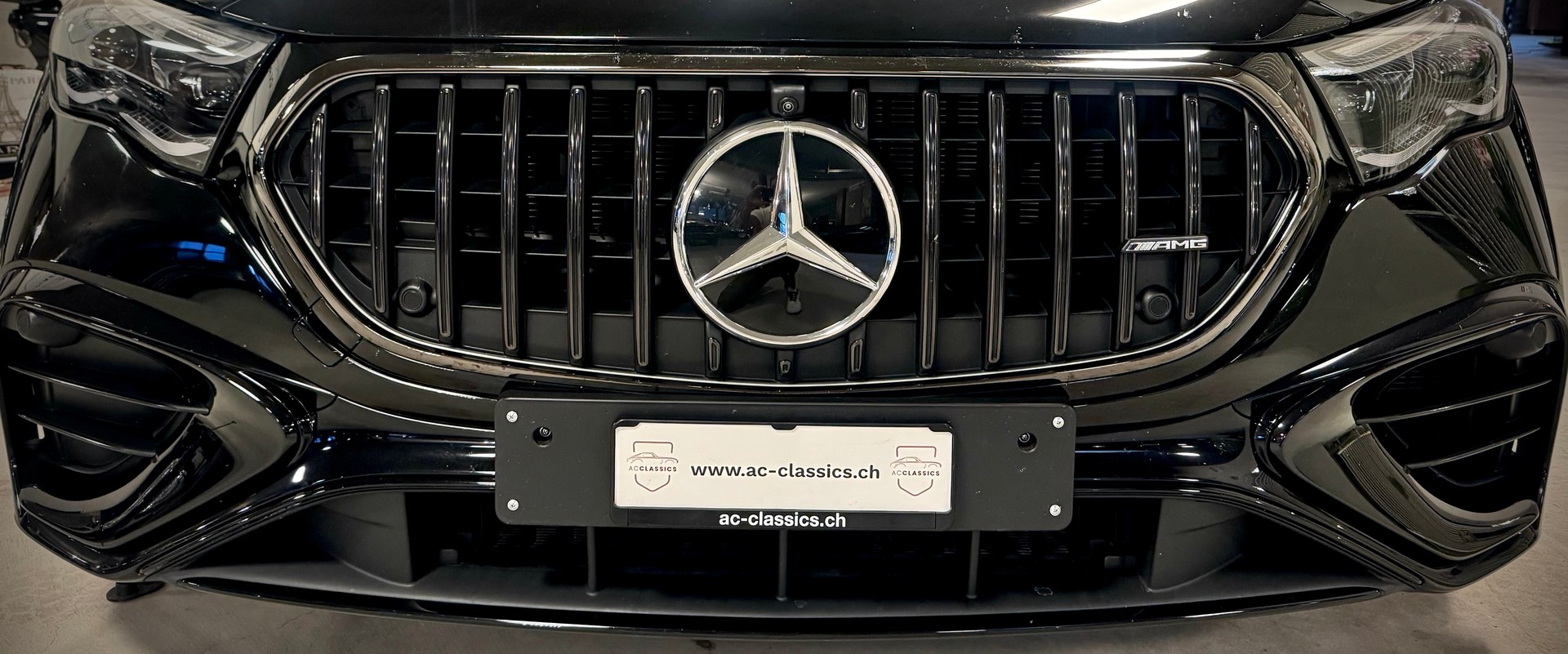 MERCEDES-BENZ E 53 Hybrid T 4Matic+ 9G-Tronic-showroom-element-3