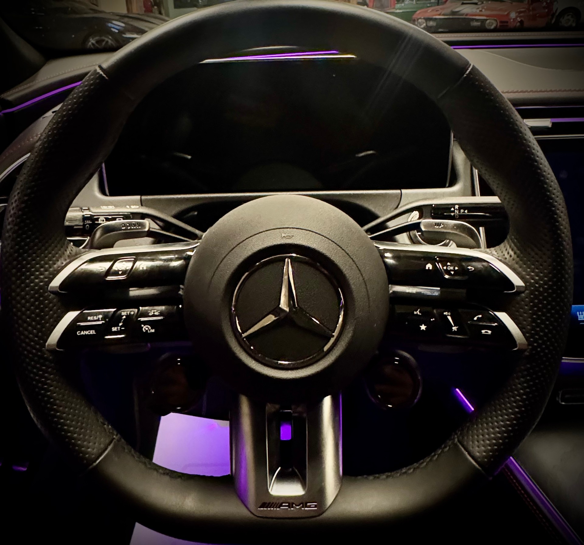 MERCEDES-BENZ E 53 Hybrid T 4Matic+ 9G-Tronic-image-17
