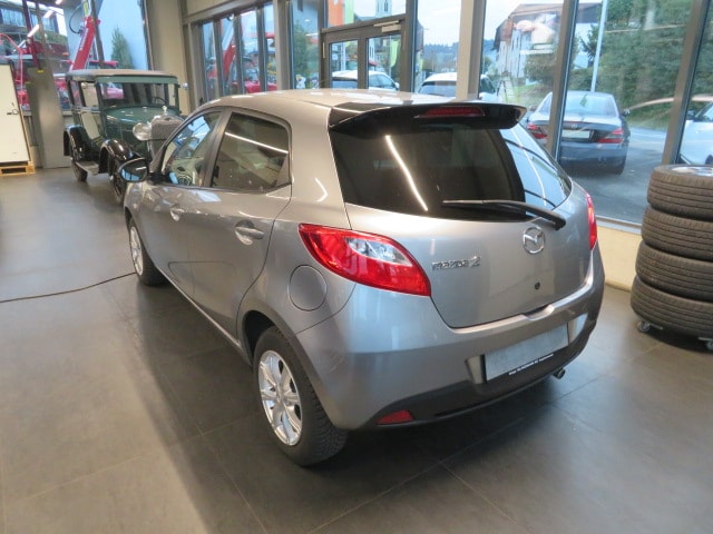 MAZDA 2 1.3i 16V Voila ma Suisse Edition-image-3