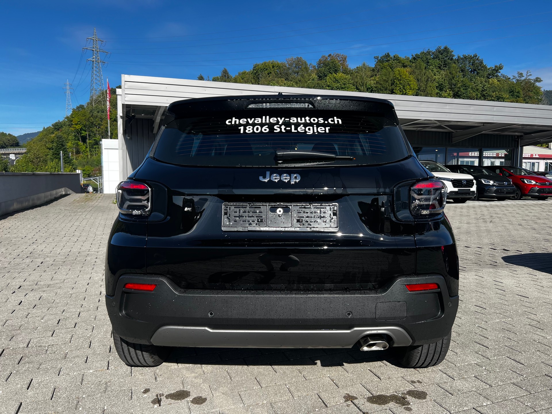 JEEP Avenger 1.2 T Black Kite-image-3