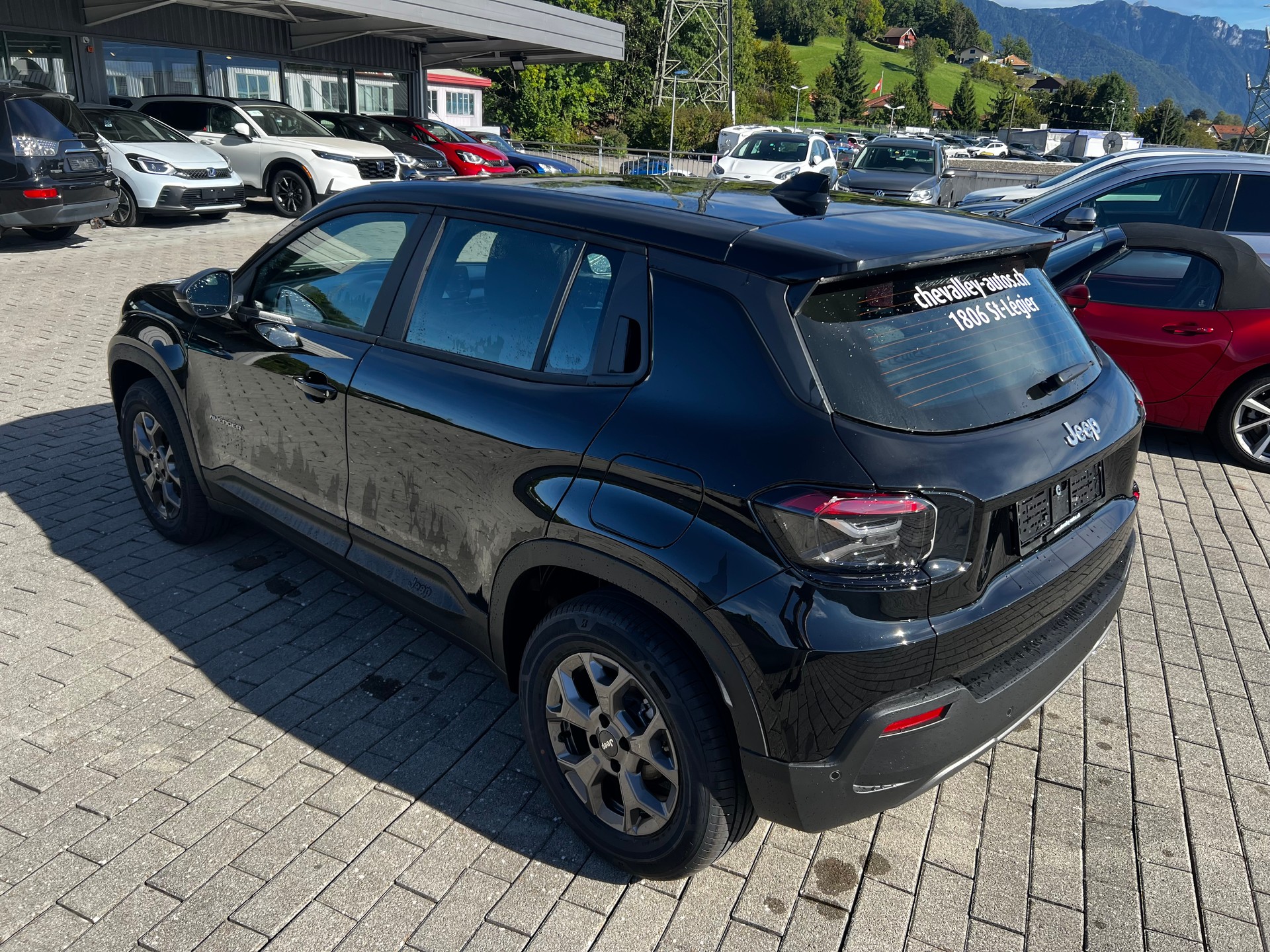 JEEP Avenger 1.2 T Black Kite-image-4