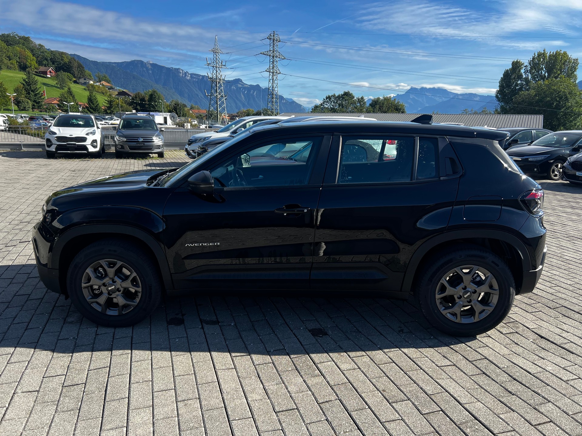 JEEP Avenger 1.2 T Black Kite-image-5