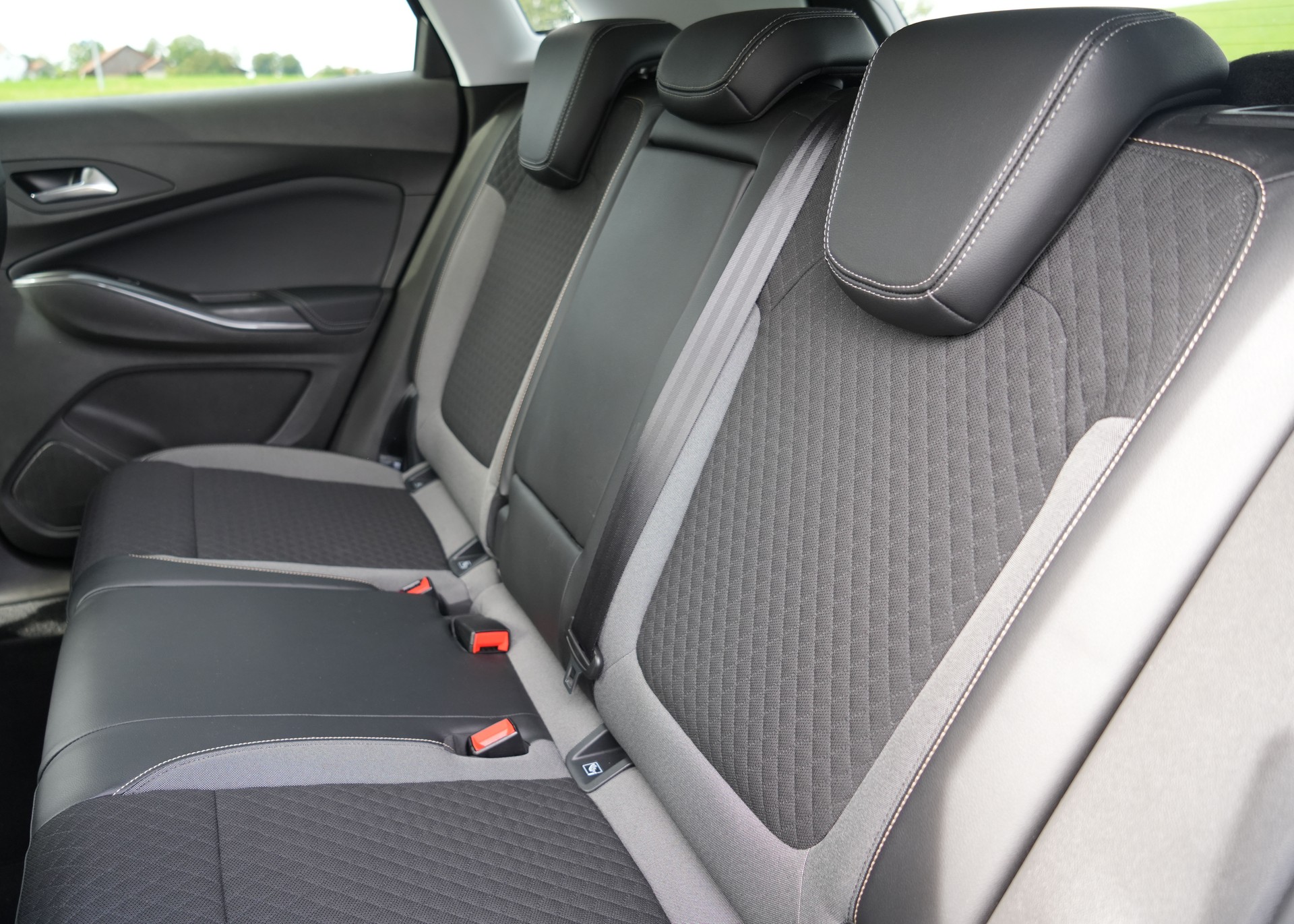 OPEL Grandland X 2.0CDTi Ultimate Automatik-image-4