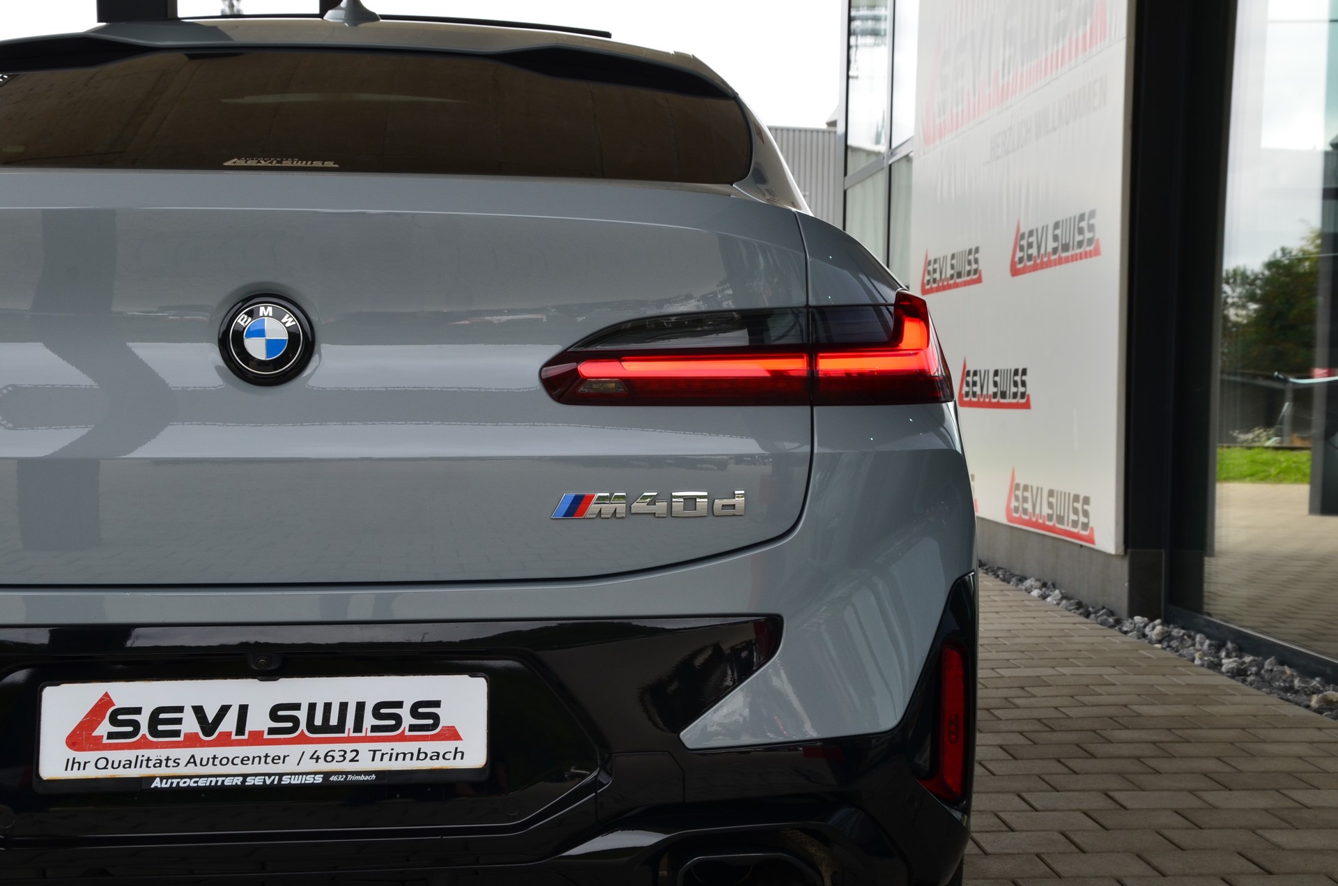 BMW X4 xDrive 48V M40d Steptronic*Ab MFK,1 Jahr oder 20'000km Garantie*-image-4