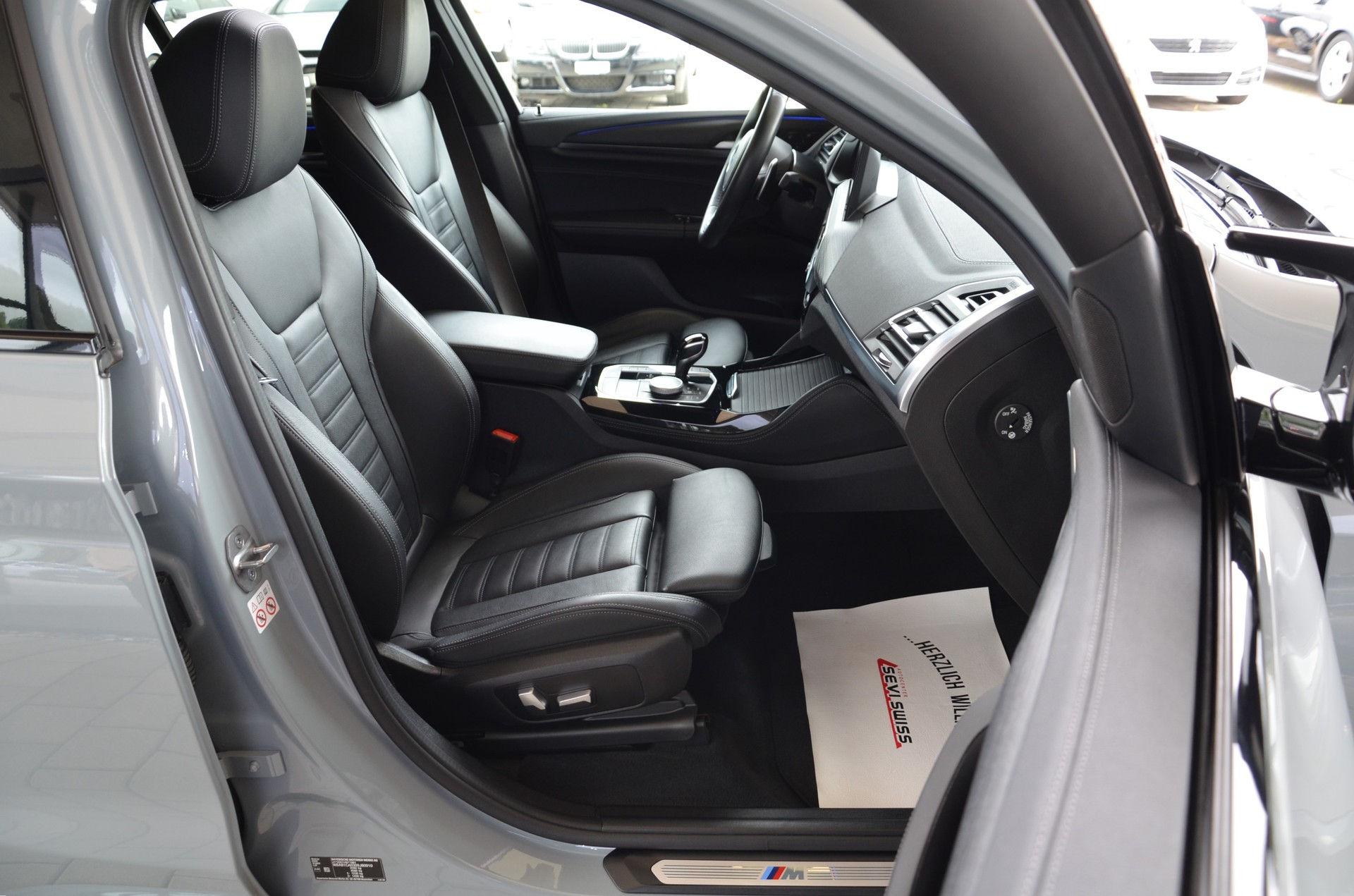 BMW X4 xDrive 48V M40d Steptronic*Ab MFK,1 Jahr oder 20'000km Garantie*-image-14