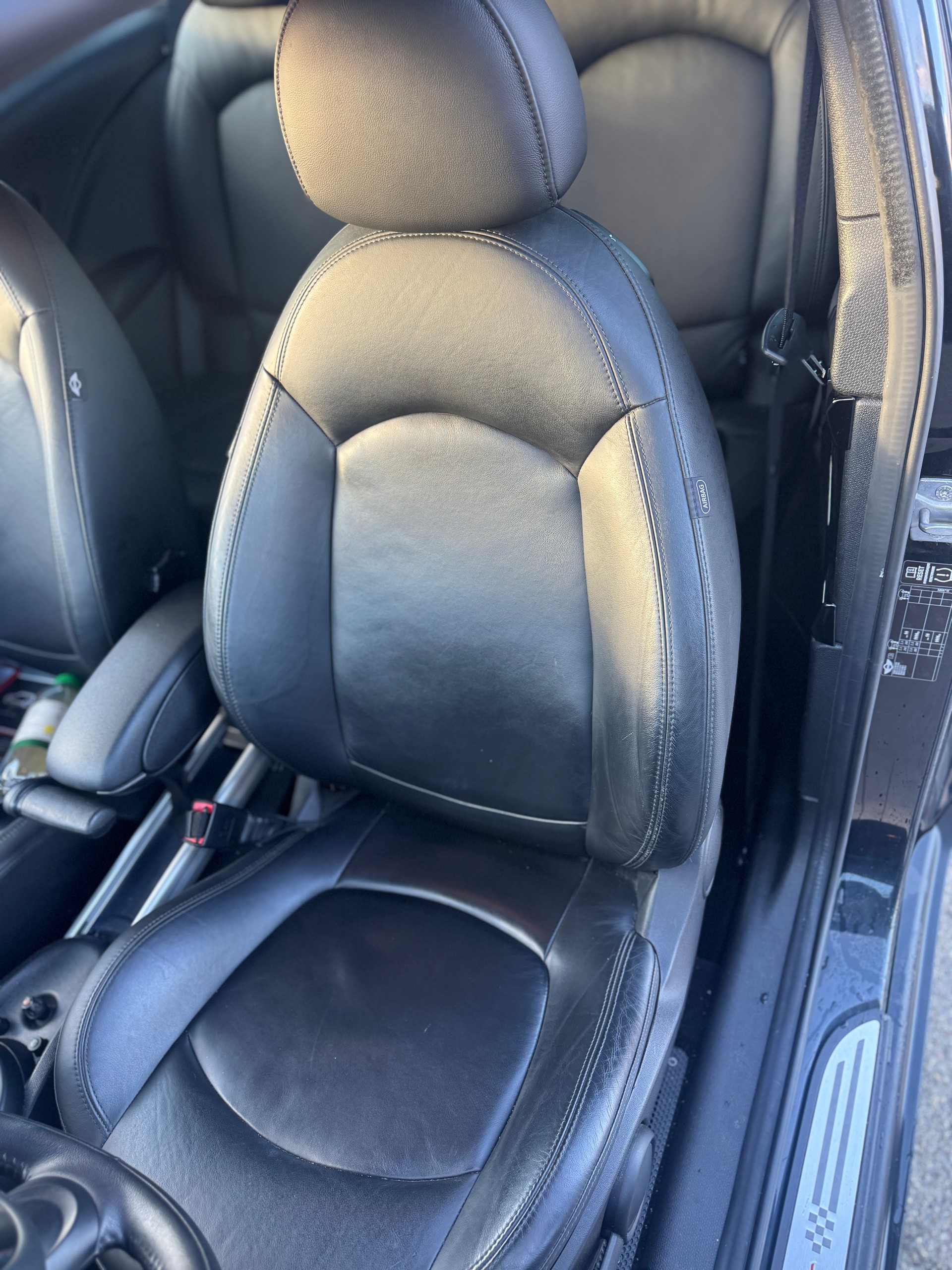 MINI Paceman Cooper S FWD-image-11