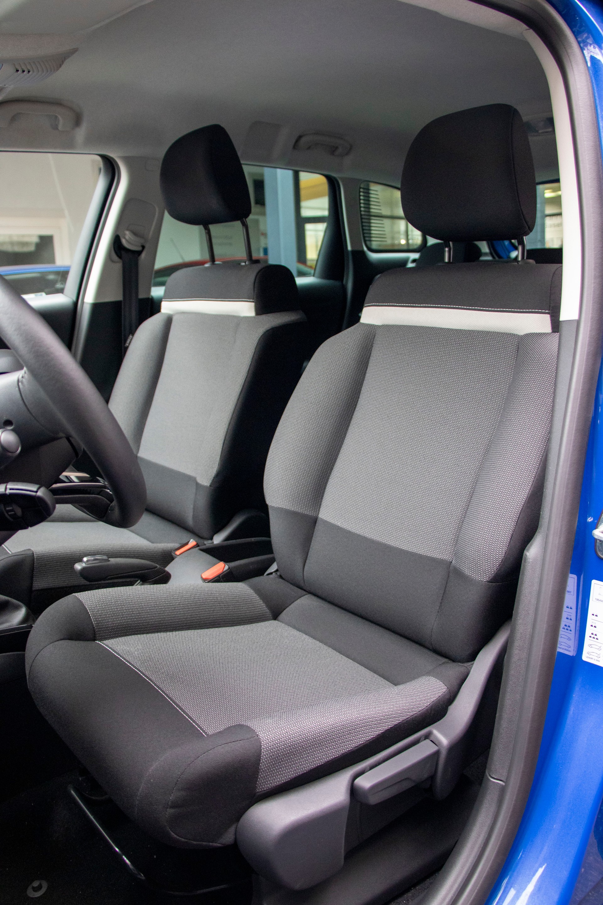 CITROEN C3 Aircross 1.2i PureTech Max EAT6-image-8