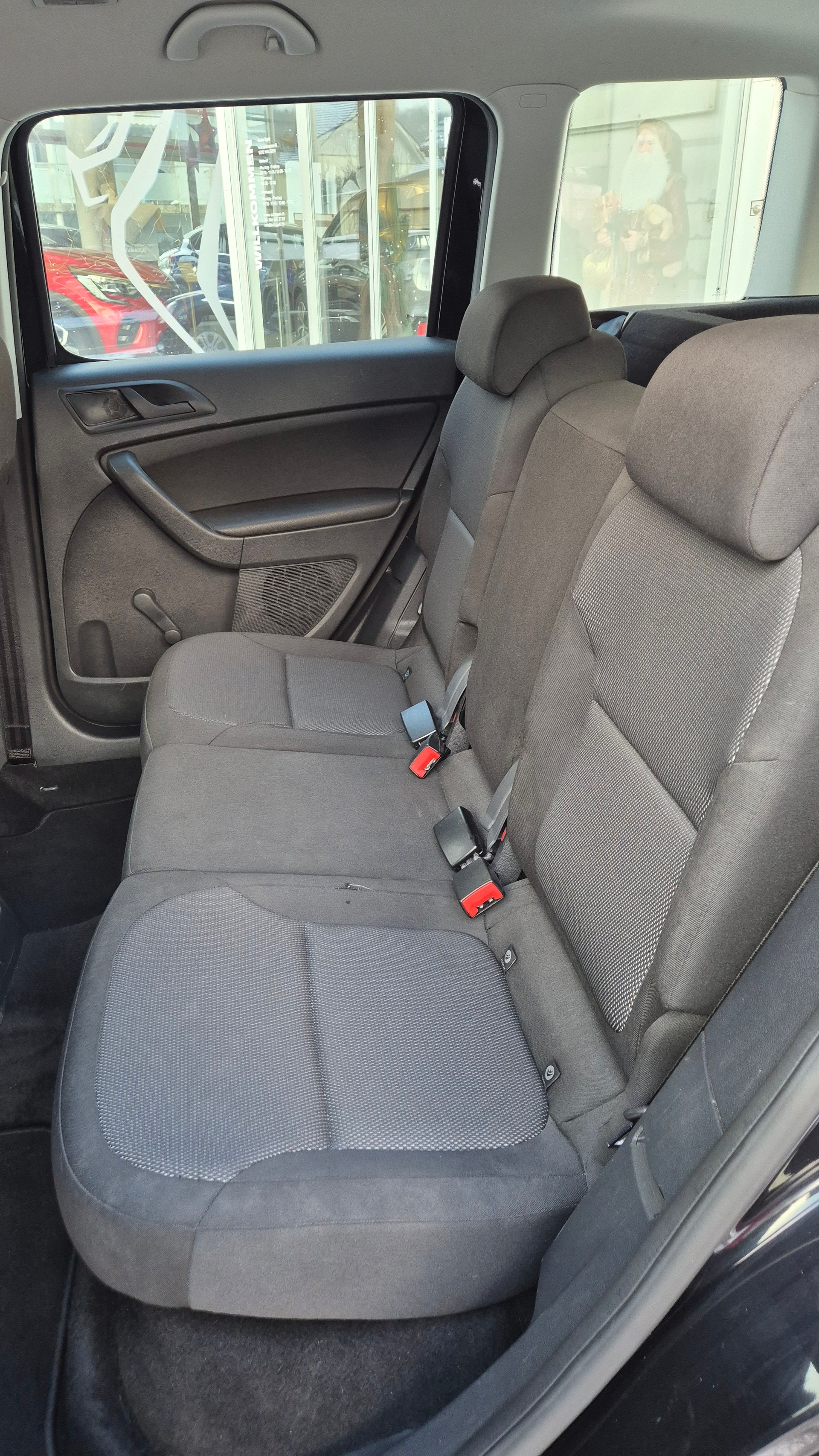 SKODA Yeti 1.2 TSI mit AHK 1200kg-image-8