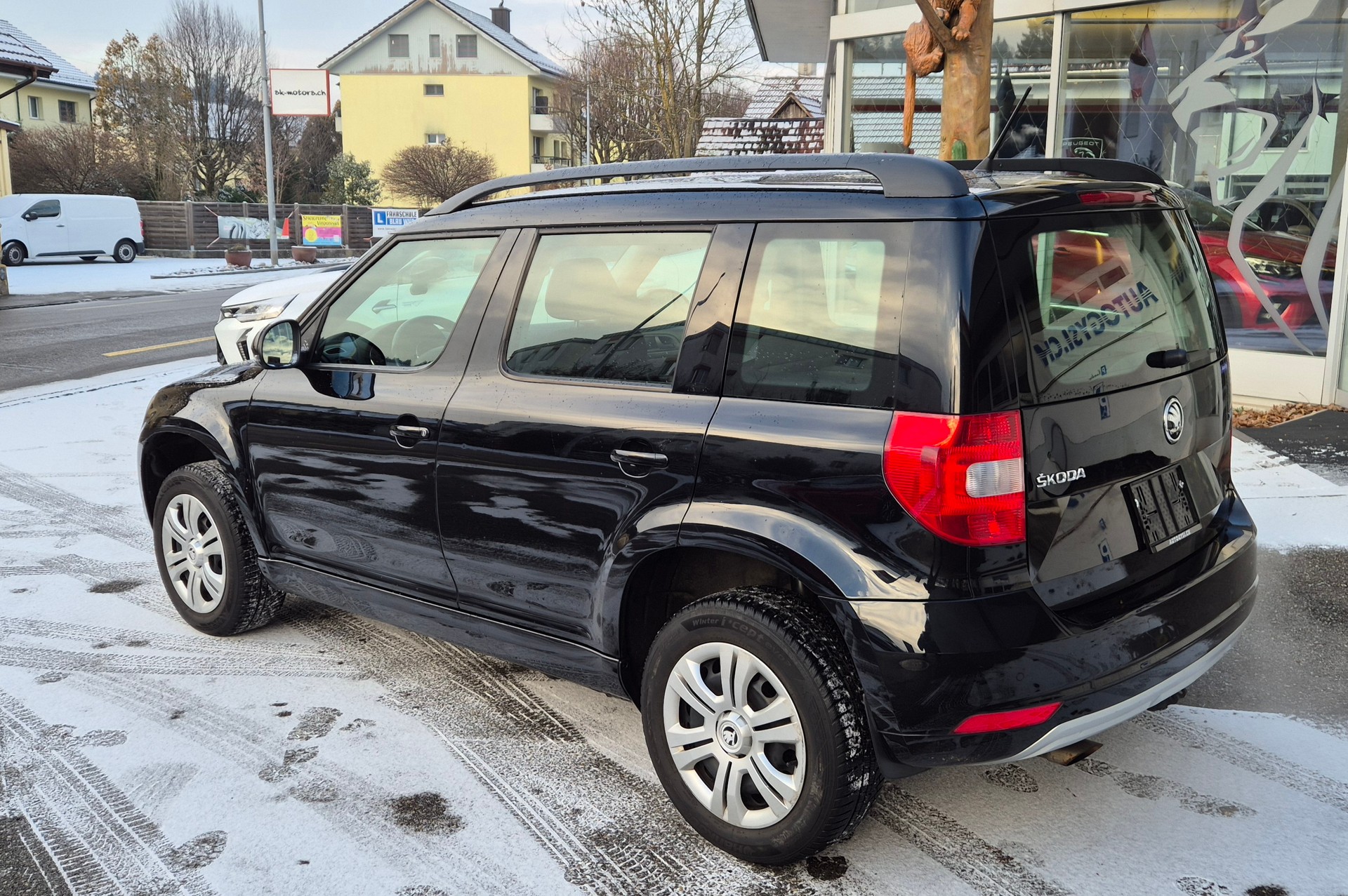 SKODA Yeti 1.2 TSI mit AHK 1200kg-image-12