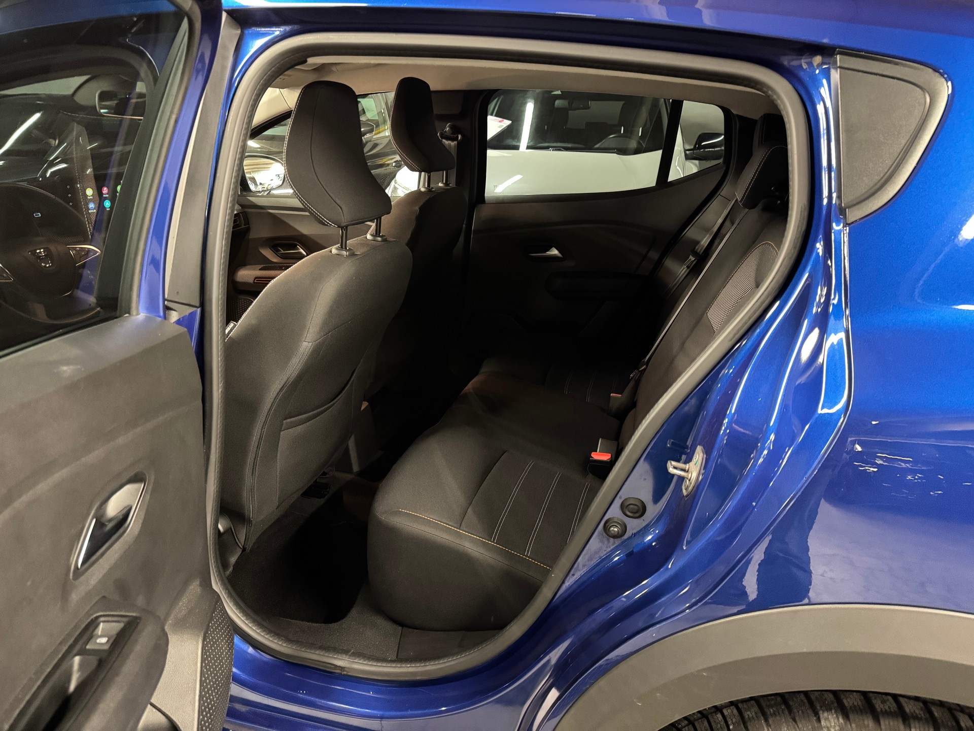 DACIA Sandero Stepway TCe 90 Comfort CVT-image-9