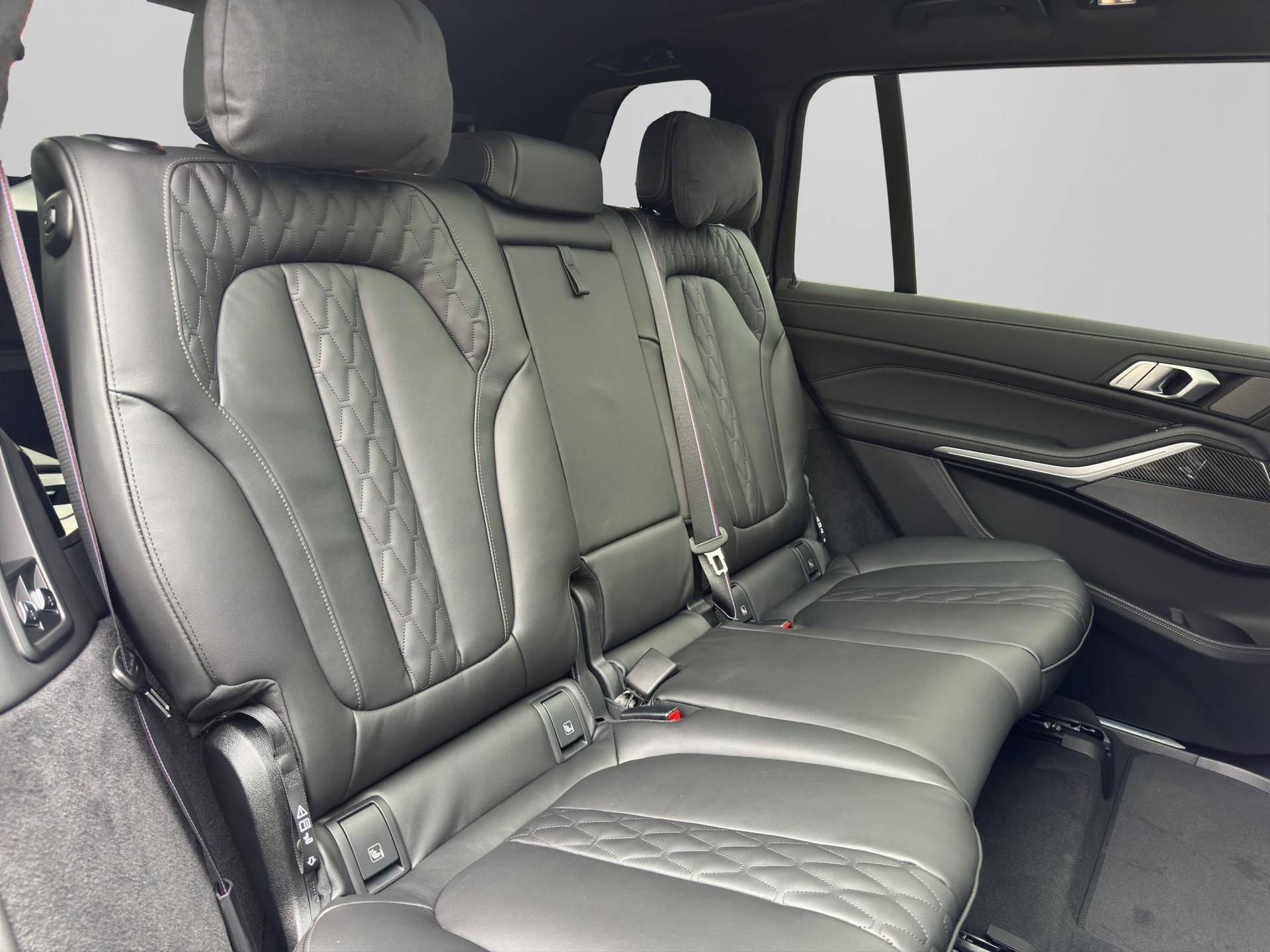 BMW X7 40d xDrive M Sport Pro-image-19