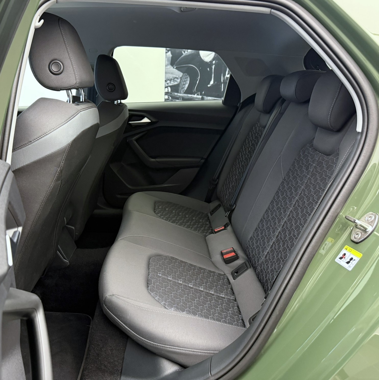 AUDI A1 Sportback 30 TFSI S-tronic-image-18