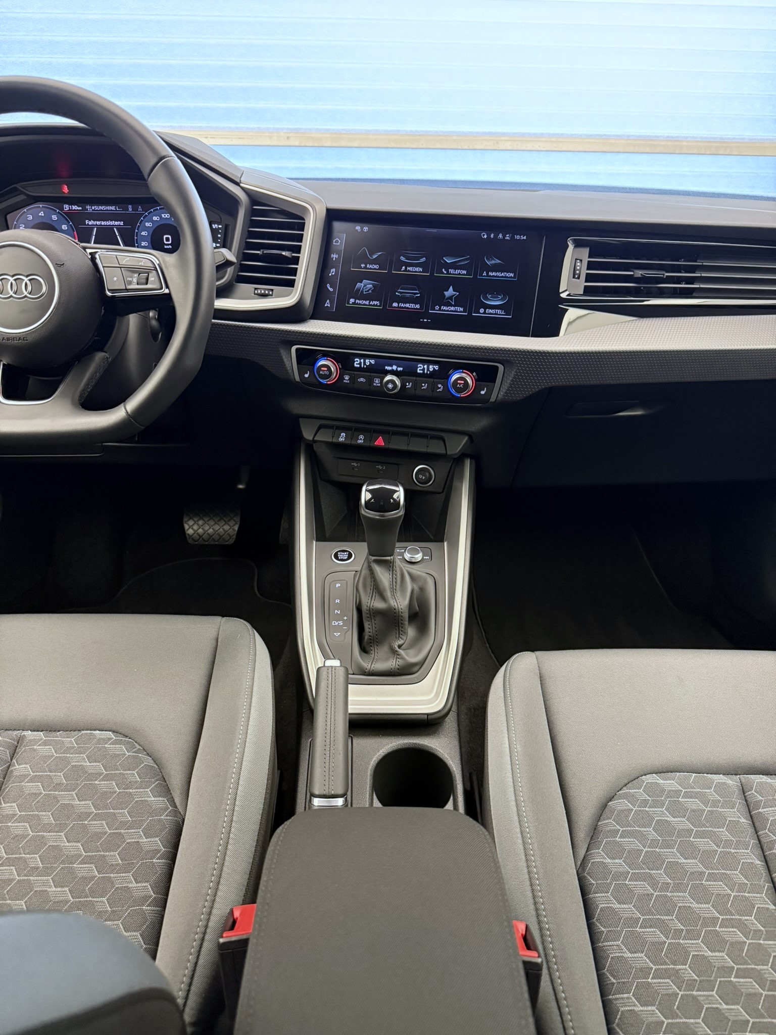 AUDI A1 Sportback 30 TFSI S-tronic-image-9