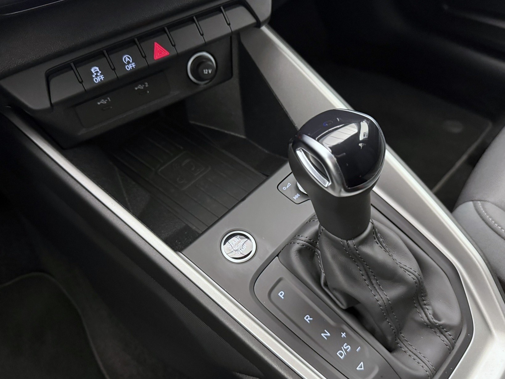 AUDI A1 Sportback 30 TFSI S-tronic-image-11