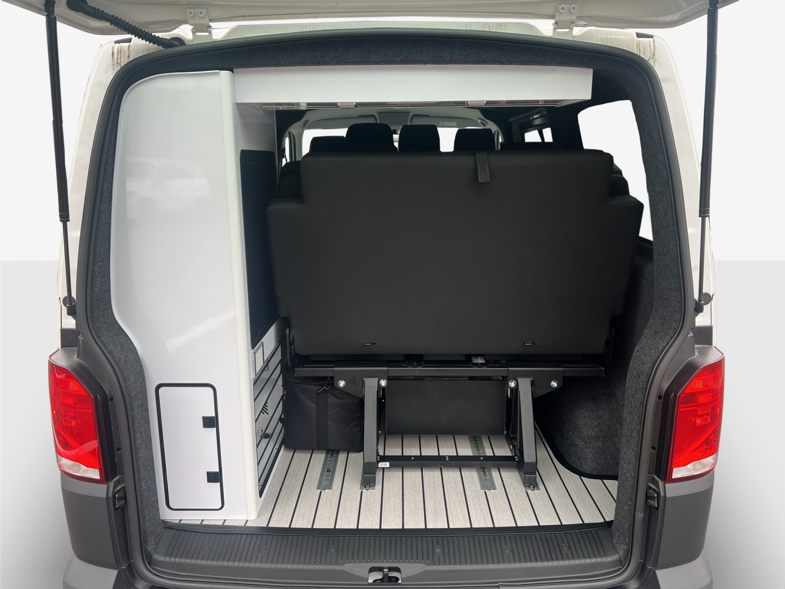 VW T6.1 2.0 TDI Envia Pure DSG-image-11